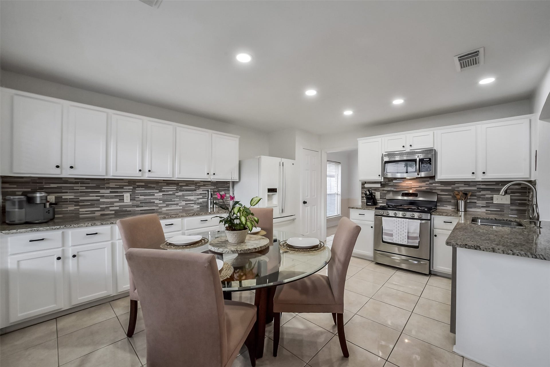 3034 Millers Oak Lane, Sugar Land, TX 77498 3034 Millers Oak Lane, Sugar Land, TX 77498