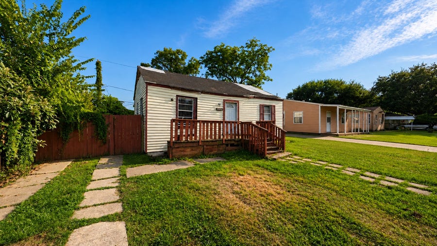 Property photo for 10242 Flaxman Street, Houston, TX