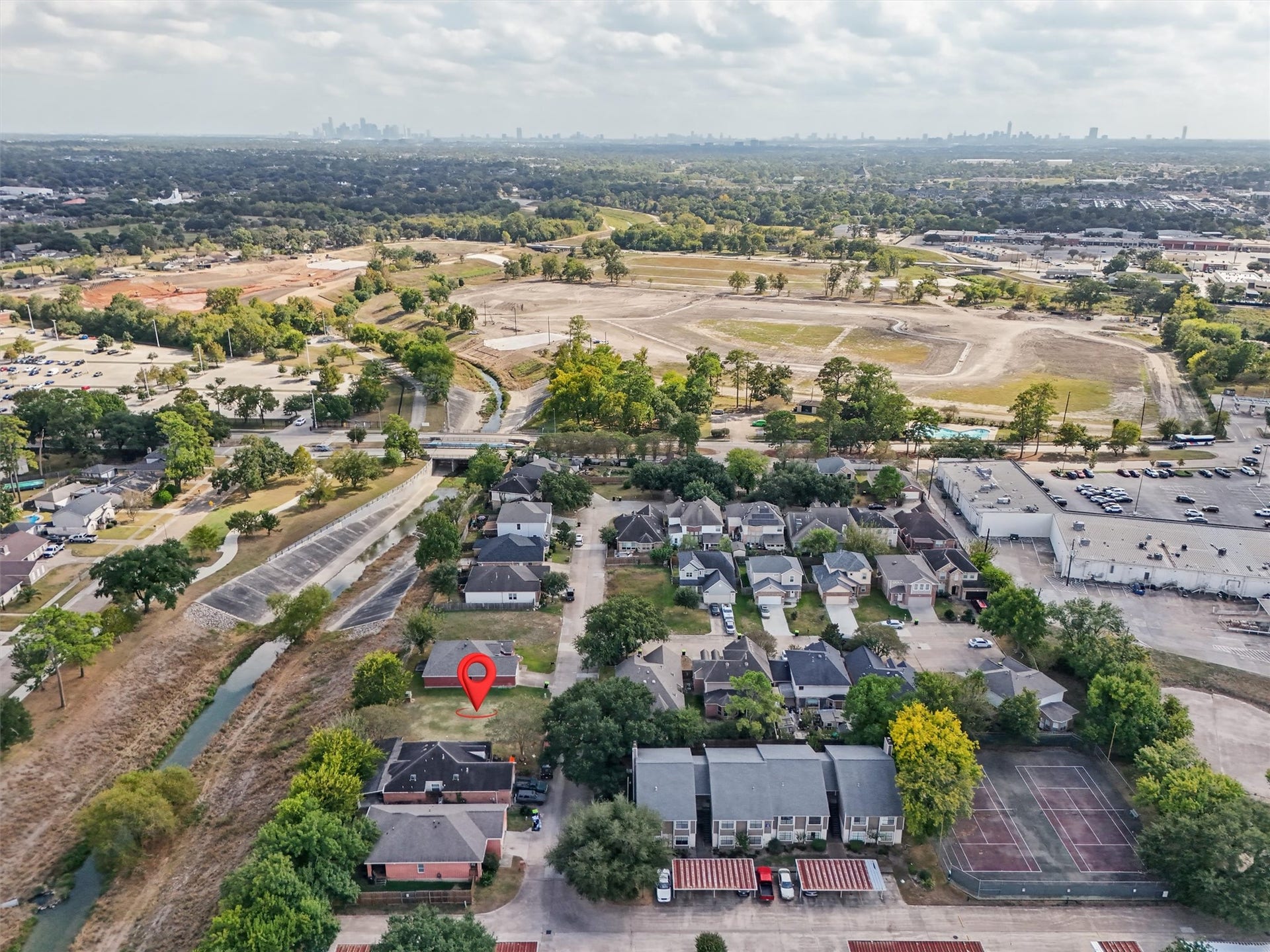 4444 Victory Dr, Houston, TX 77088 4444 Victory Dr, Houston, TX 77088