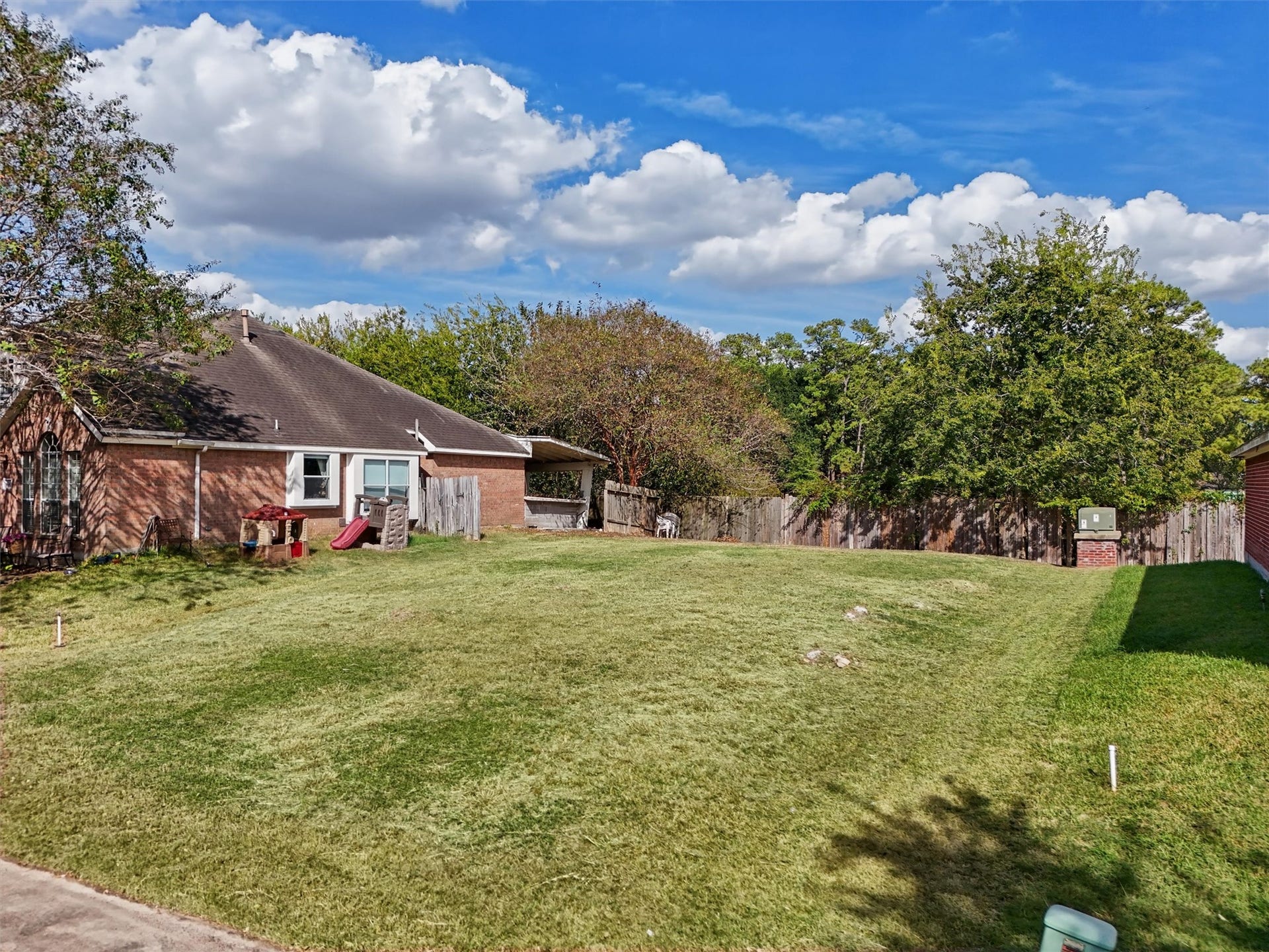 4444 Victory Dr, Houston, TX 77088 4444 Victory Dr, Houston, TX 77088