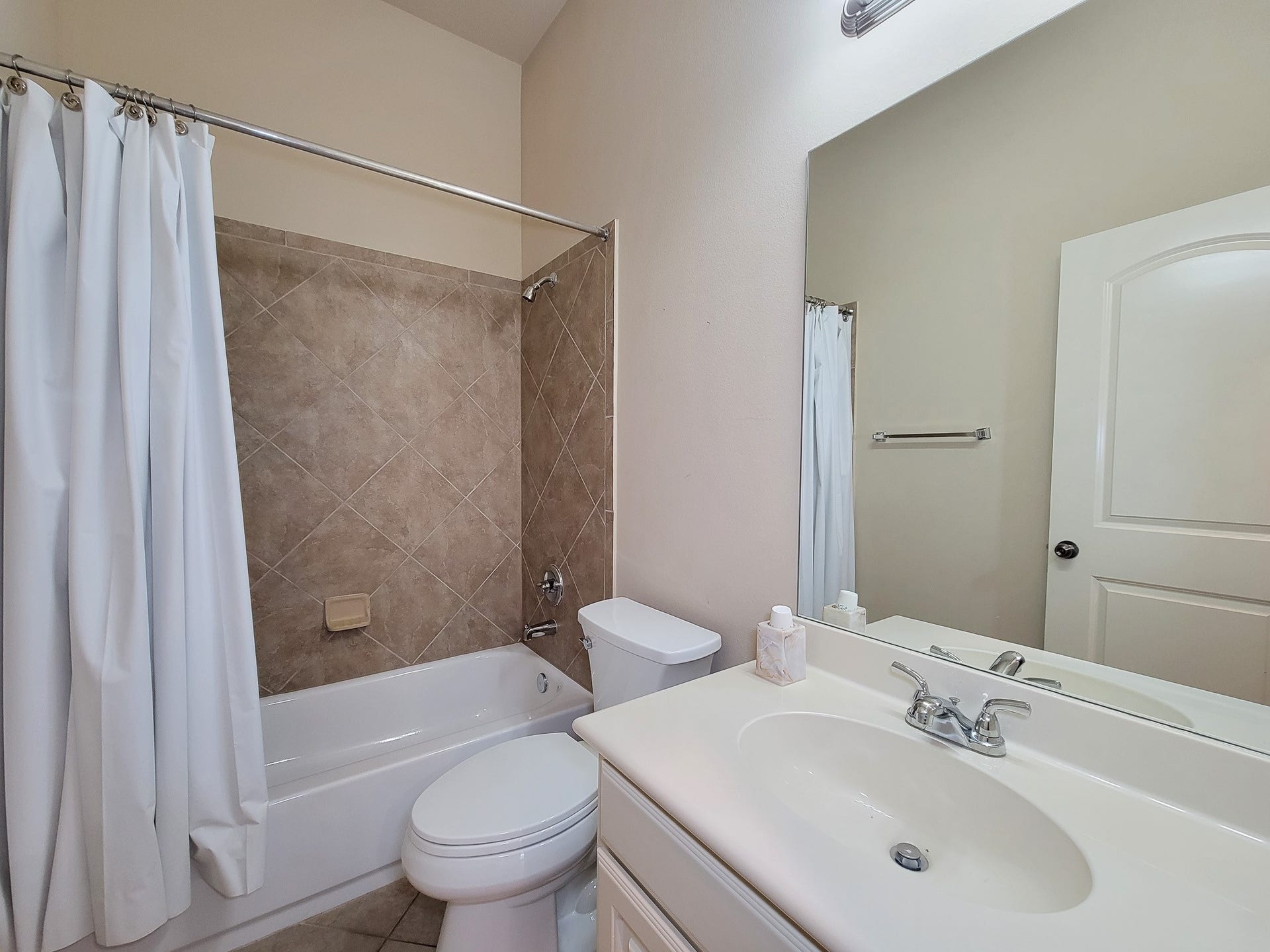 2710 Bamboo Lane, Rosenberg, TX 77471