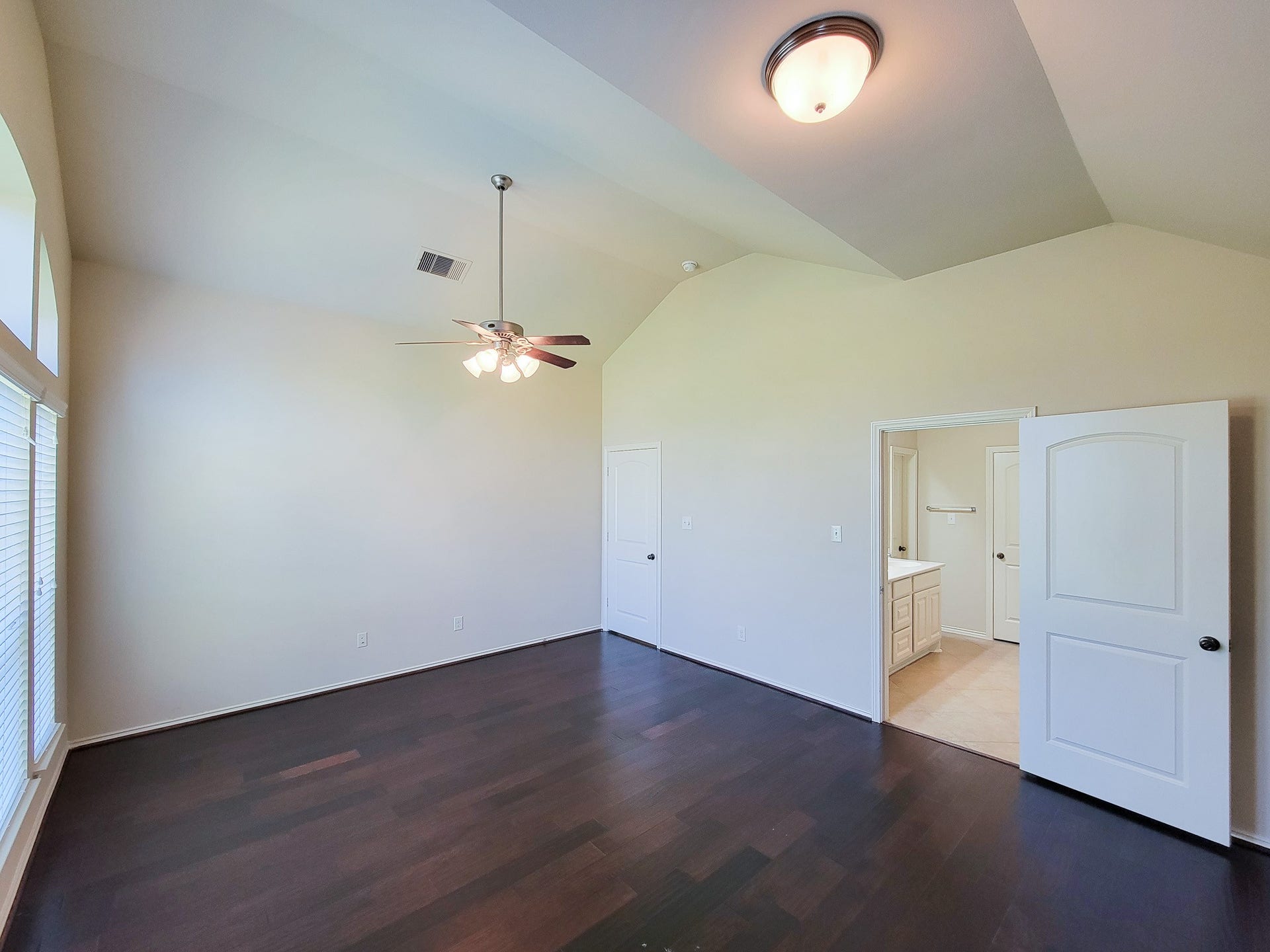 2710 Bamboo Lane, Rosenberg, TX 77471