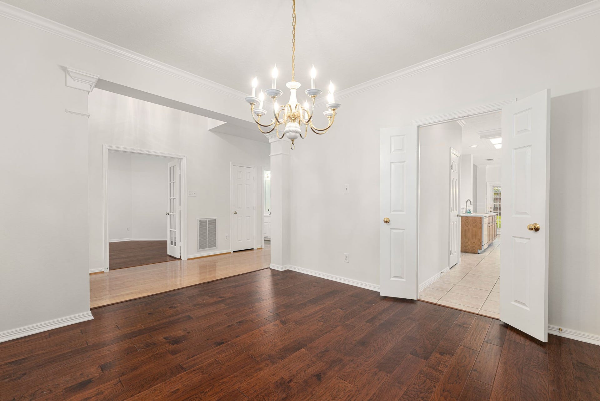 9423 Walnut Brook Court, Houston, TX 77040 9423 Walnut Brook Court, Houston, TX 77040