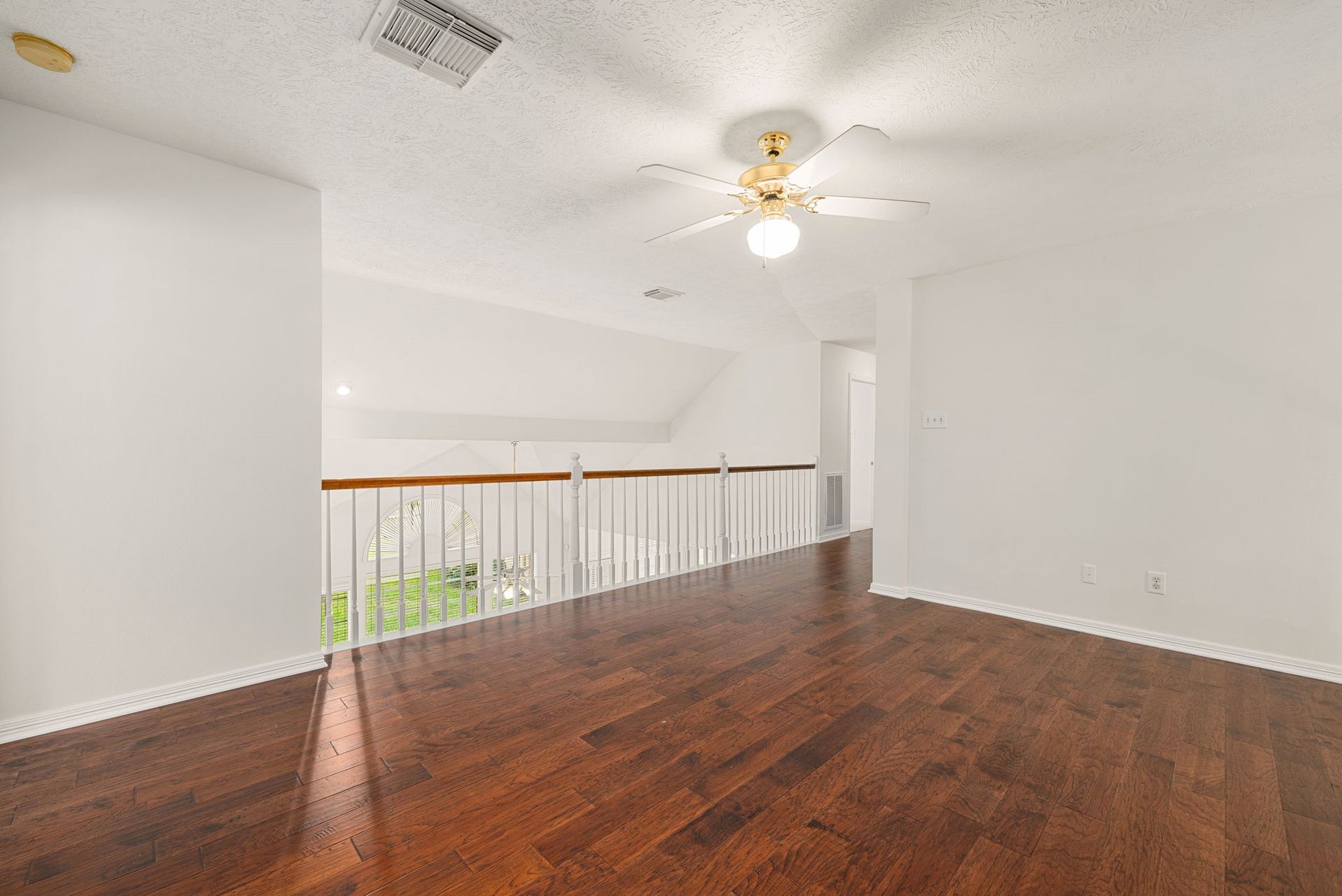 9423 Walnut Brook Court, Houston, TX 77040 9423 Walnut Brook Court, Houston, TX 77040