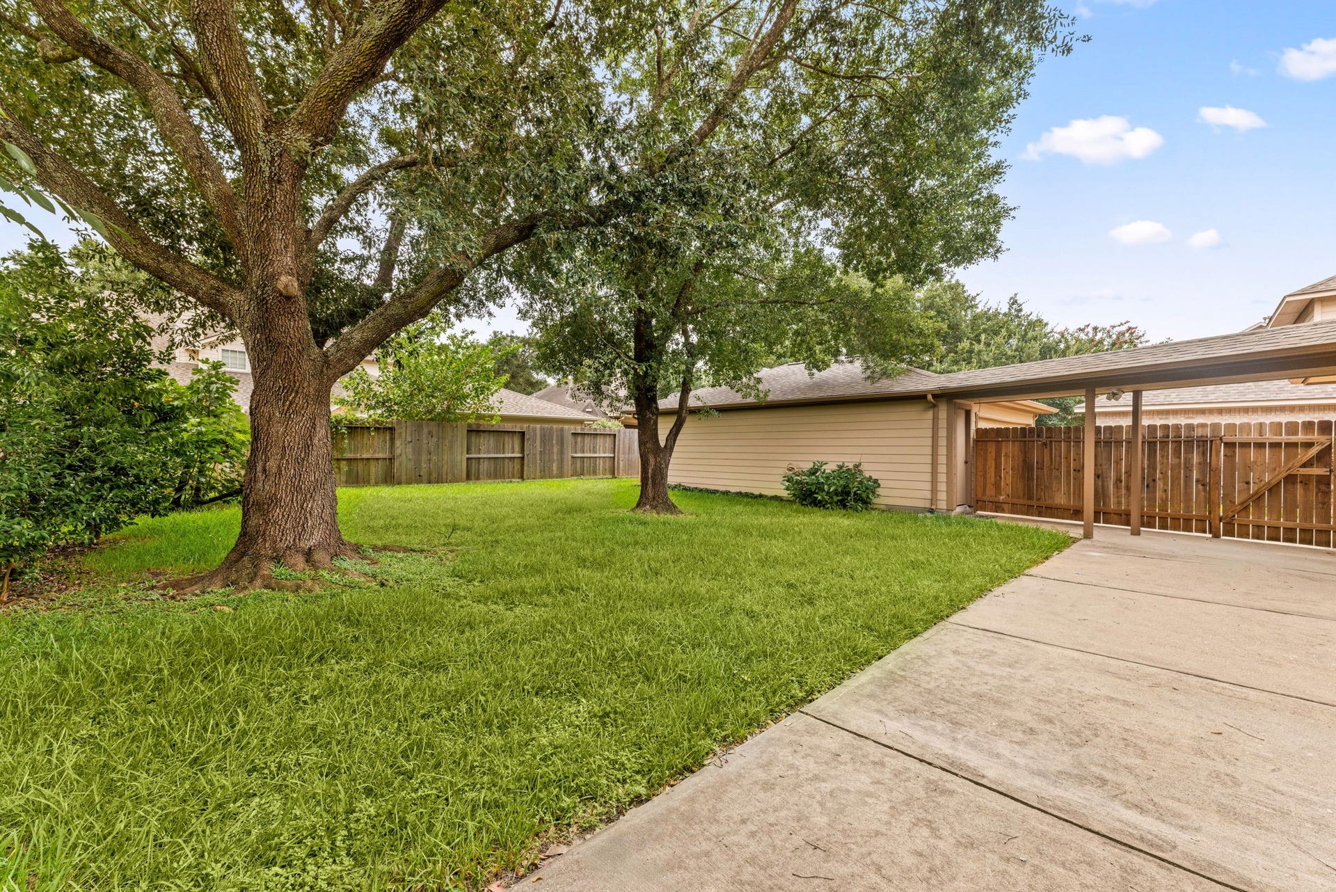 9423 Walnut Brook Court, Houston, TX 77040 9423 Walnut Brook Court, Houston, TX 77040