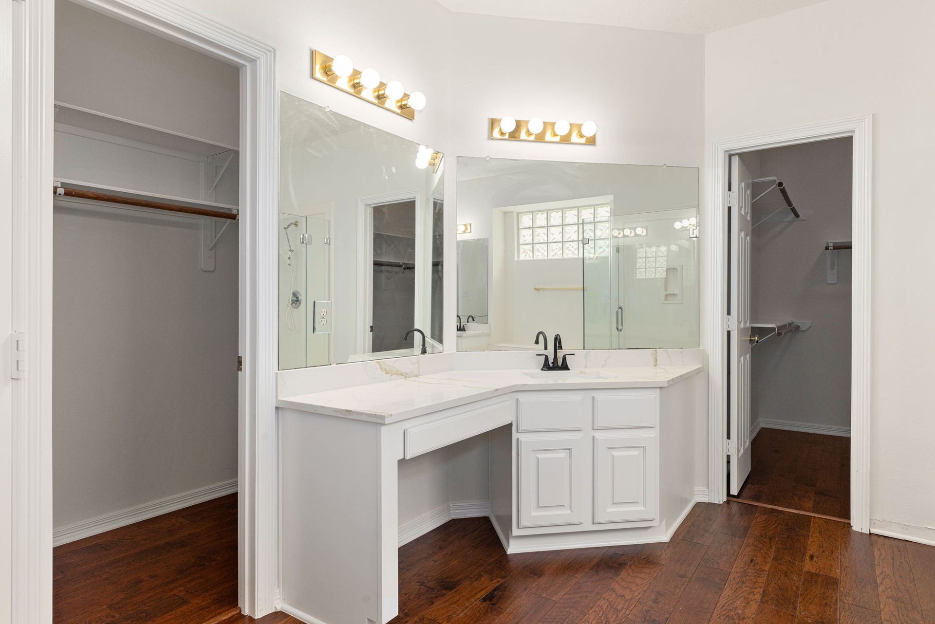 9423 Walnut Brook Court, Houston, TX 77040 9423 Walnut Brook Court, Houston, TX 77040