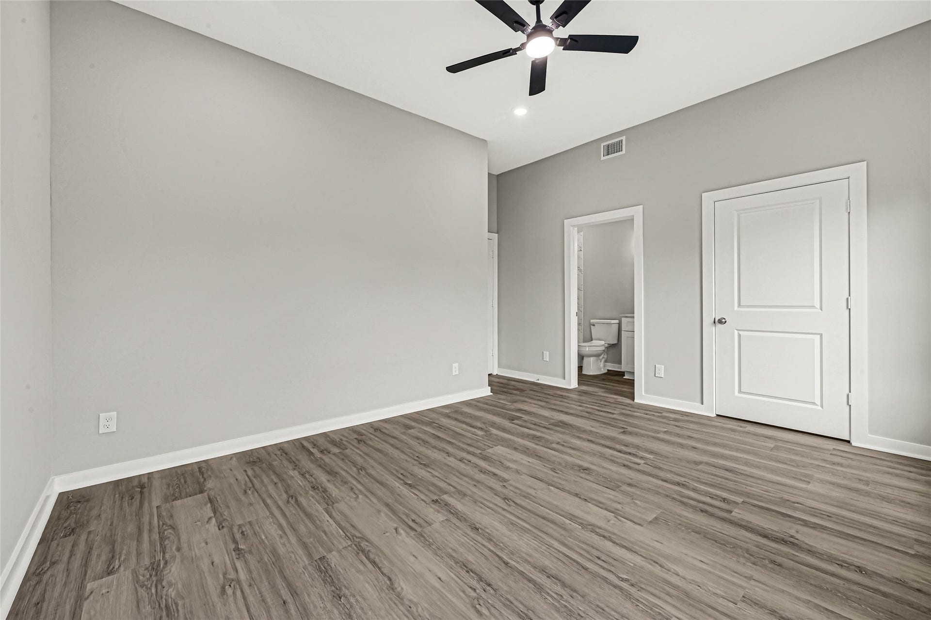 301 & 303 Bolden Street, Houston, TX 77029 301 & 303 Bolden Street, Houston, TX 77029