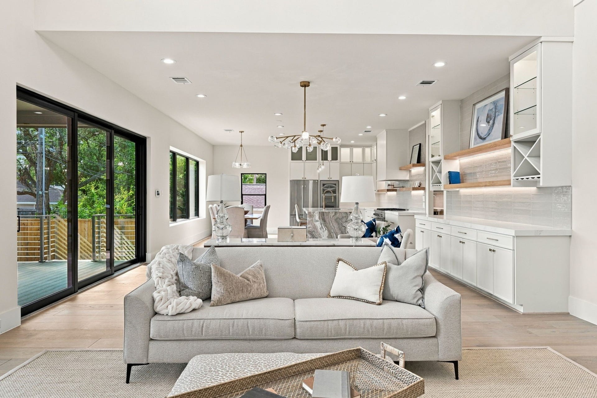 3015 Stanton Street, Houston, TX 77025 Living/open floor plan. 1st floor.