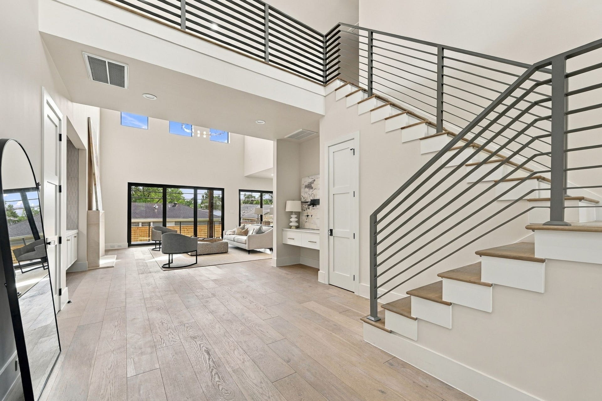 3015 Stanton Street, Houston, TX 77025 Grand entryway. 1st floor.