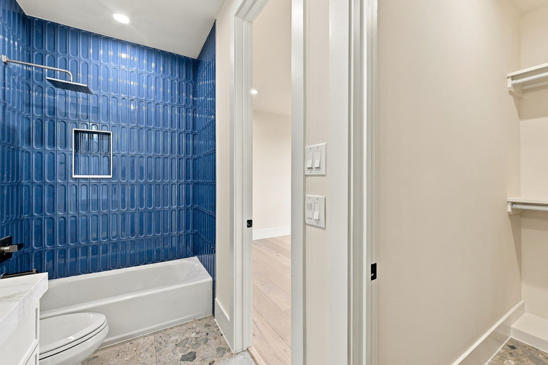 3015 Stanton Street, Houston, TX 77025 Guest bath 2. 2nd story.