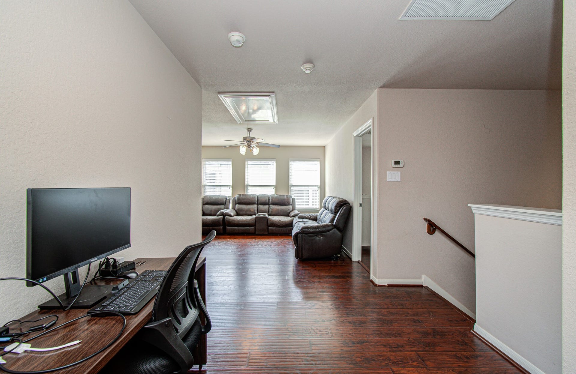 5935 Preserve Lane, Missouri City, TX 77459 Take entertainment to the next level with a versatile game room or media space that offers exciting possibilities for recreation and relaxation. Imagine a dedicated movie-watching area, a game-day gathering spot, a gaming setup, or a flexible space for hobbies and activities. Whether entertaining guests or enjoying a quiet night in, this additional living area gives you room to make the home uniquely yours.
