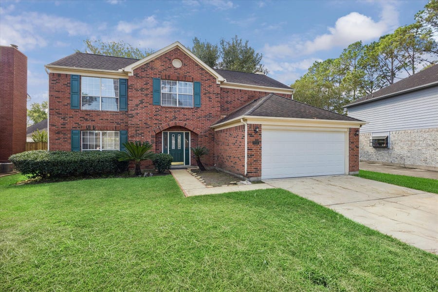 Property photo for 806 Forest Bay Court, Houston, TX
