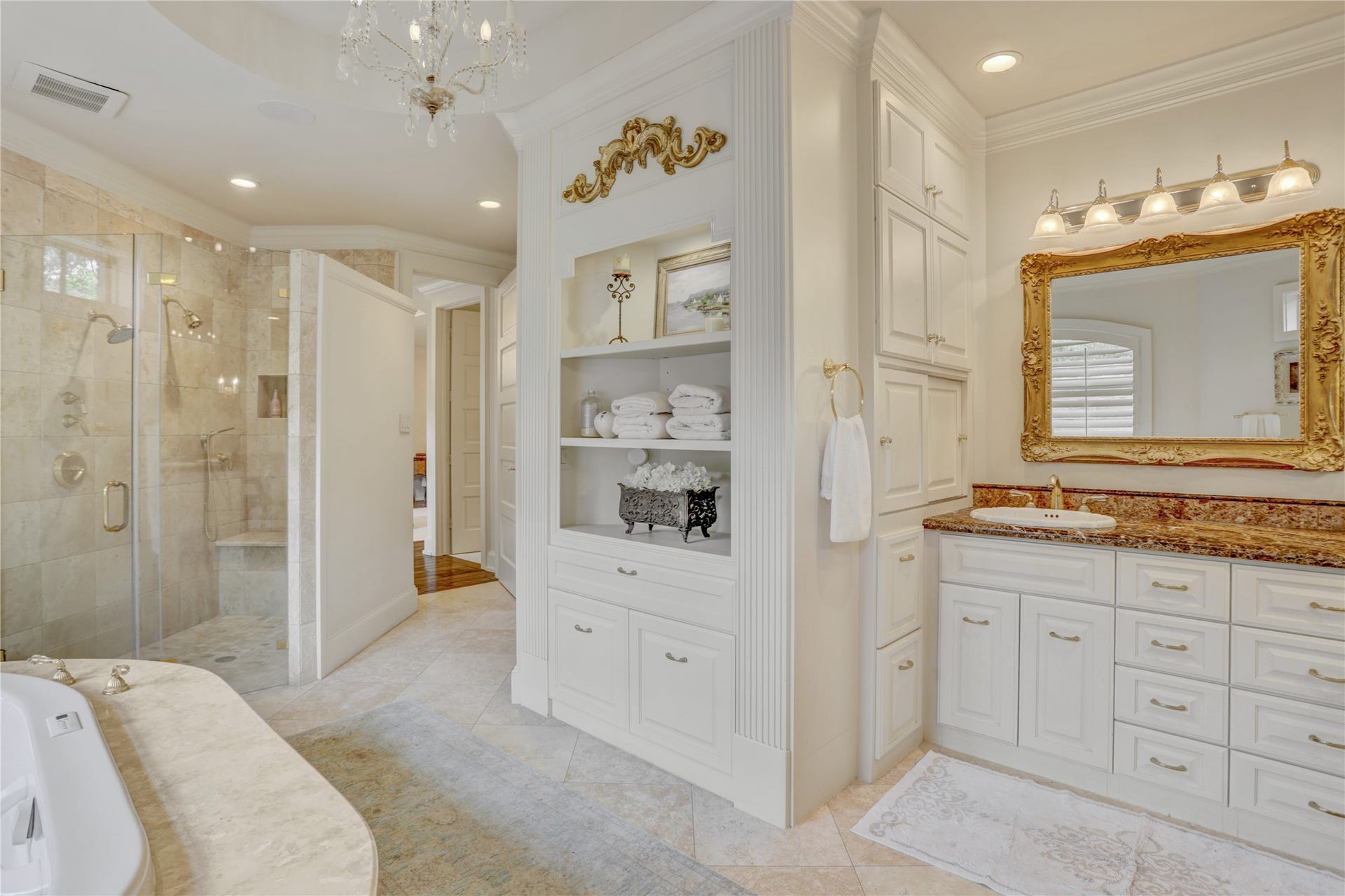 Another view of the primary bath