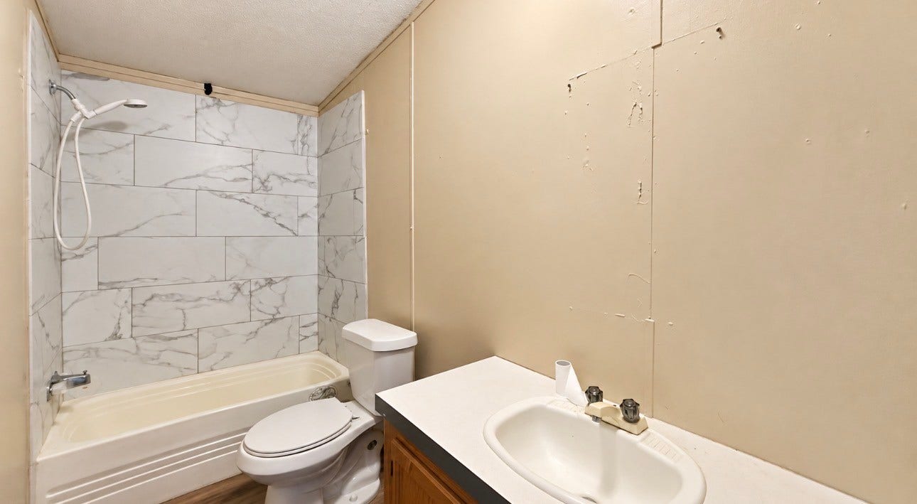 6710 Trail Loop W, Rosharon, TX 77583 6710 Trail Loop W, Rosharon, TX 77583