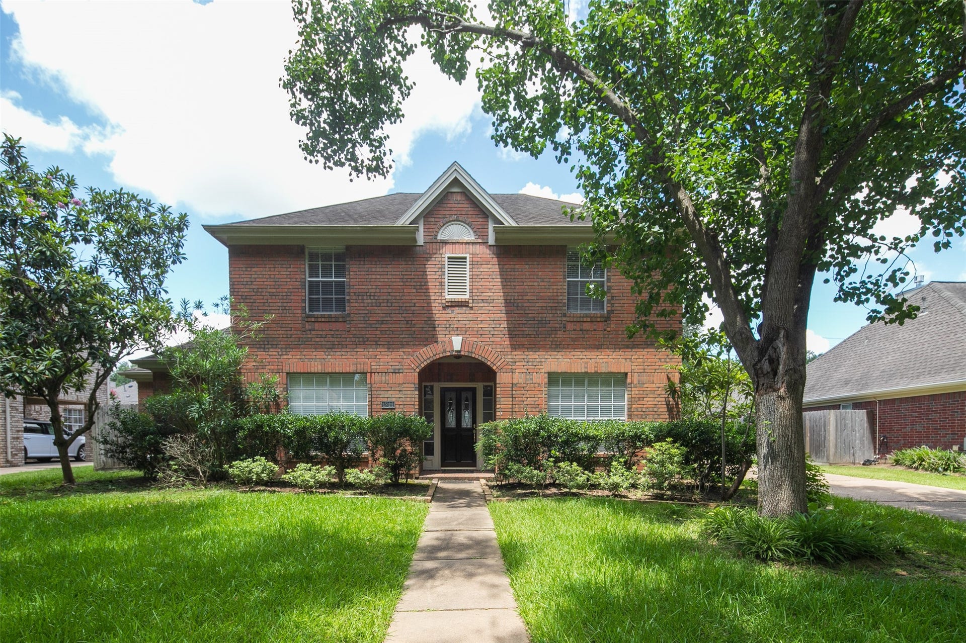 1711 S Medio River Circle, Sugar Land, TX 77478 1711 S Medio River Circle, Sugar Land, TX 77478