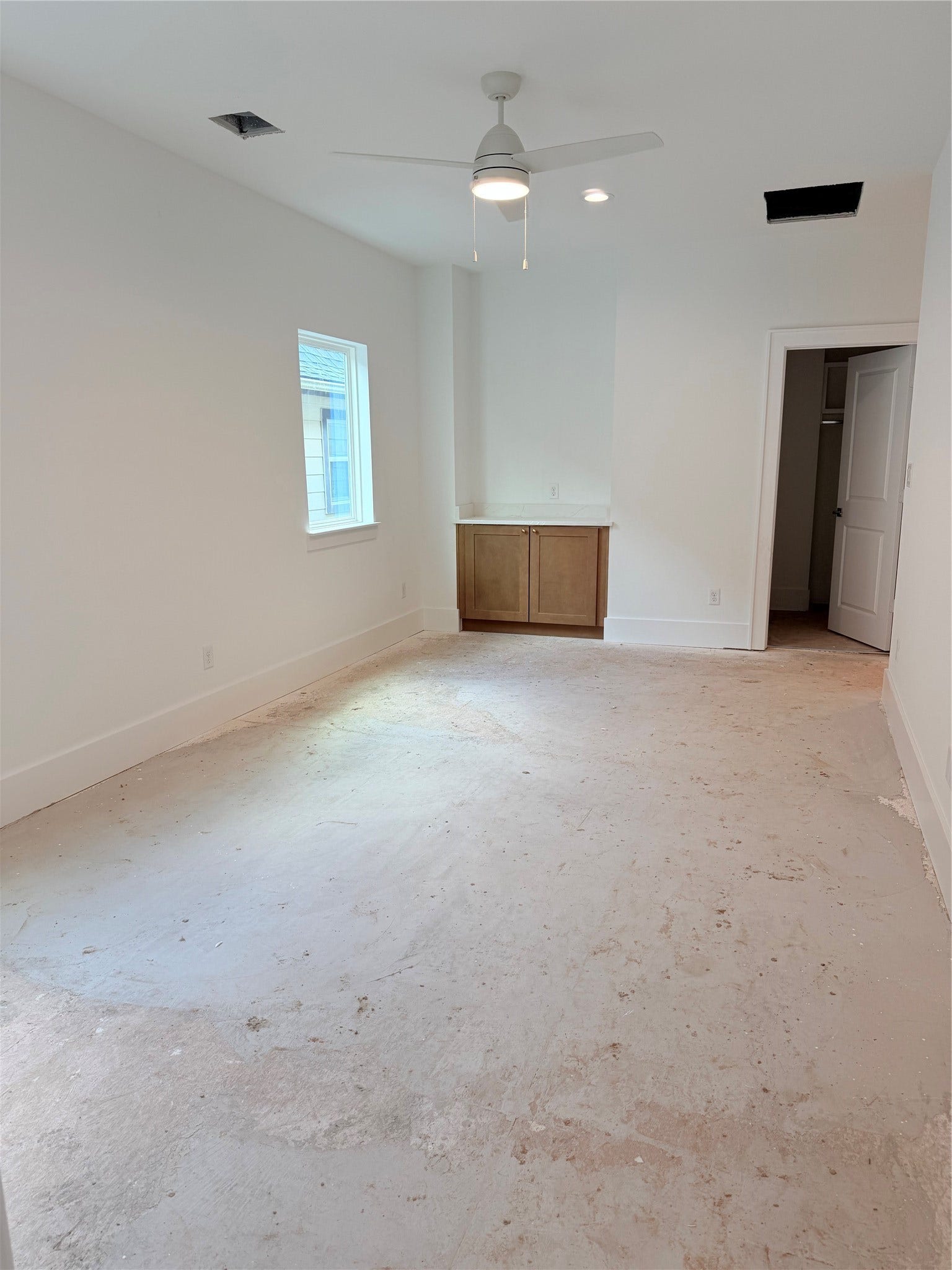 6005 Clyde Street, #A, Houston, TX 77007 Construction in progress. Picture is as of 10/14/2026
