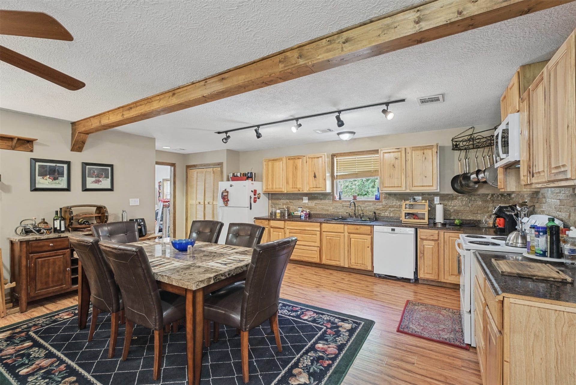 15276 Capitol Hill Road, Montgomery, TX 77316 15276 Capitol Hill Road, Montgomery, TX 77316