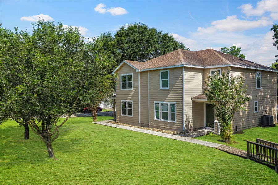 Property photo for 1123 Runneburg Road, Crosby, TX