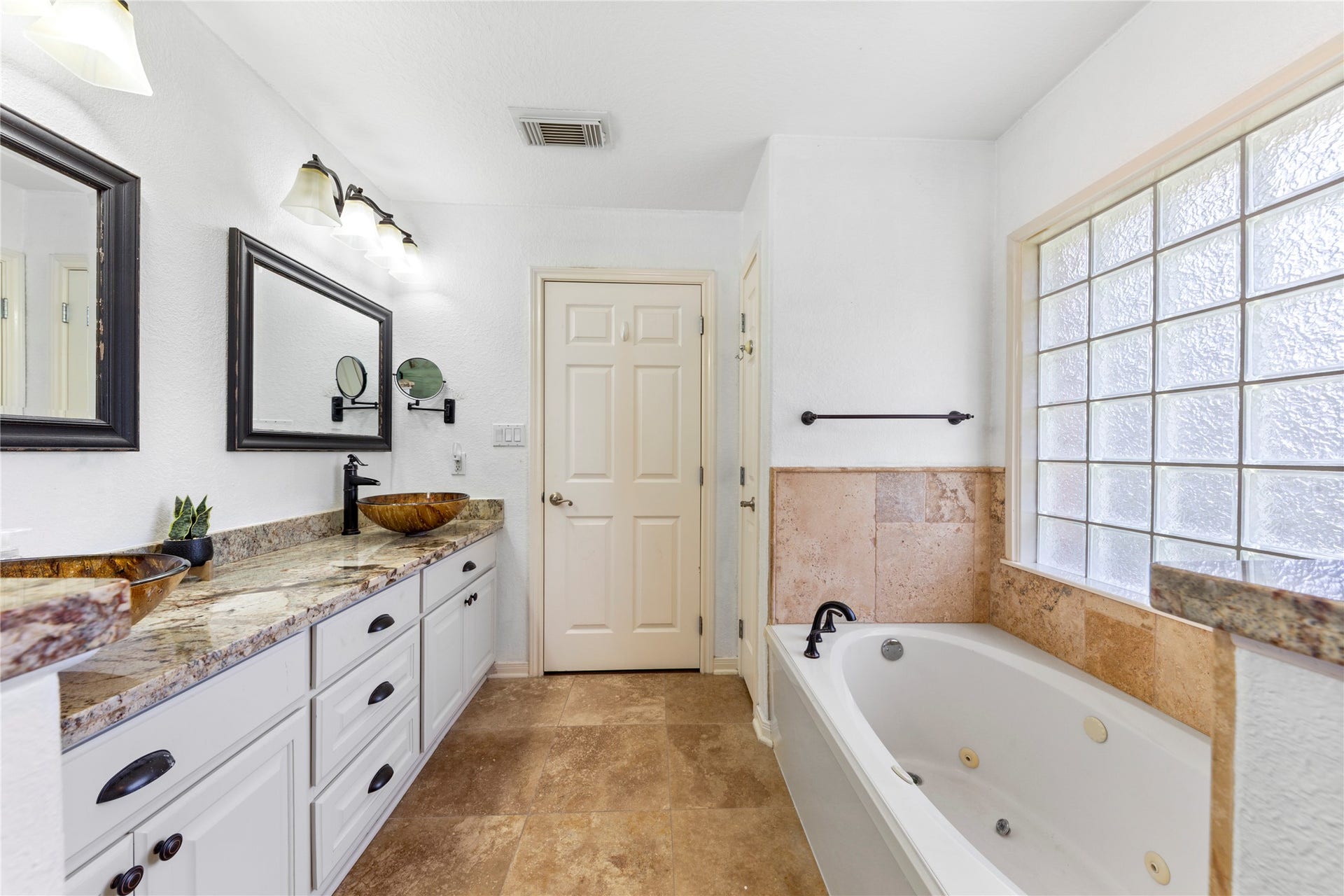 3430 W Meadow Lane, Dickinson, TX 77539 3430 W Meadow Lane, Dickinson, TX 77539