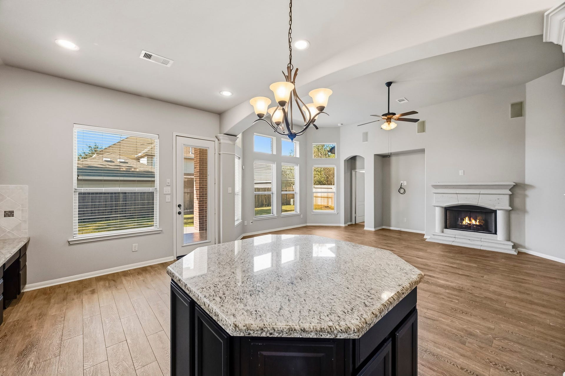 13811 Wickdale Garden Lane, Houston, TX 77044 13811 Wickdale Garden Lane, Houston, TX 77044