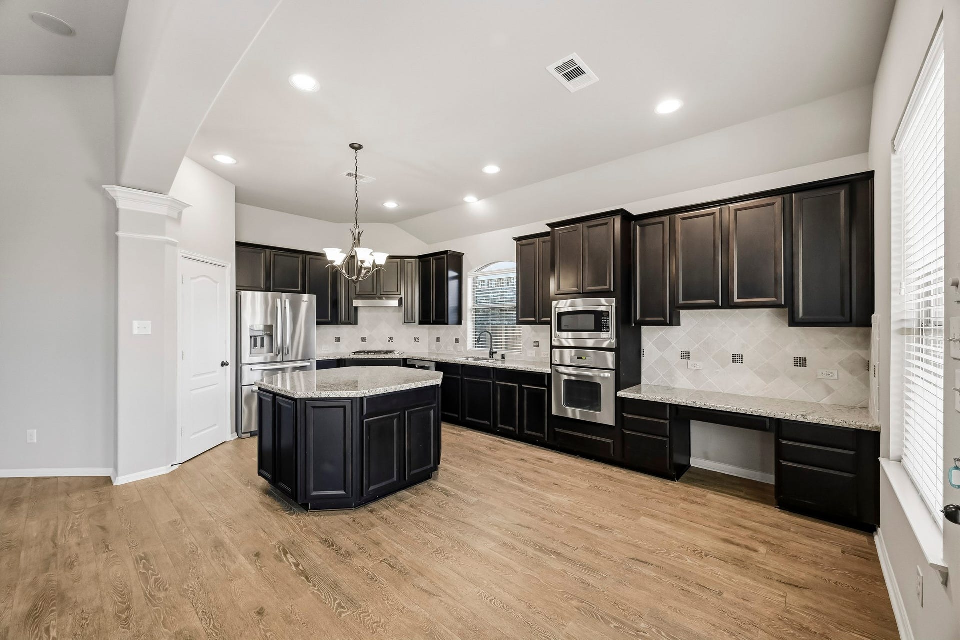 13811 Wickdale Garden Lane, Houston, TX 77044 13811 Wickdale Garden Lane, Houston, TX 77044