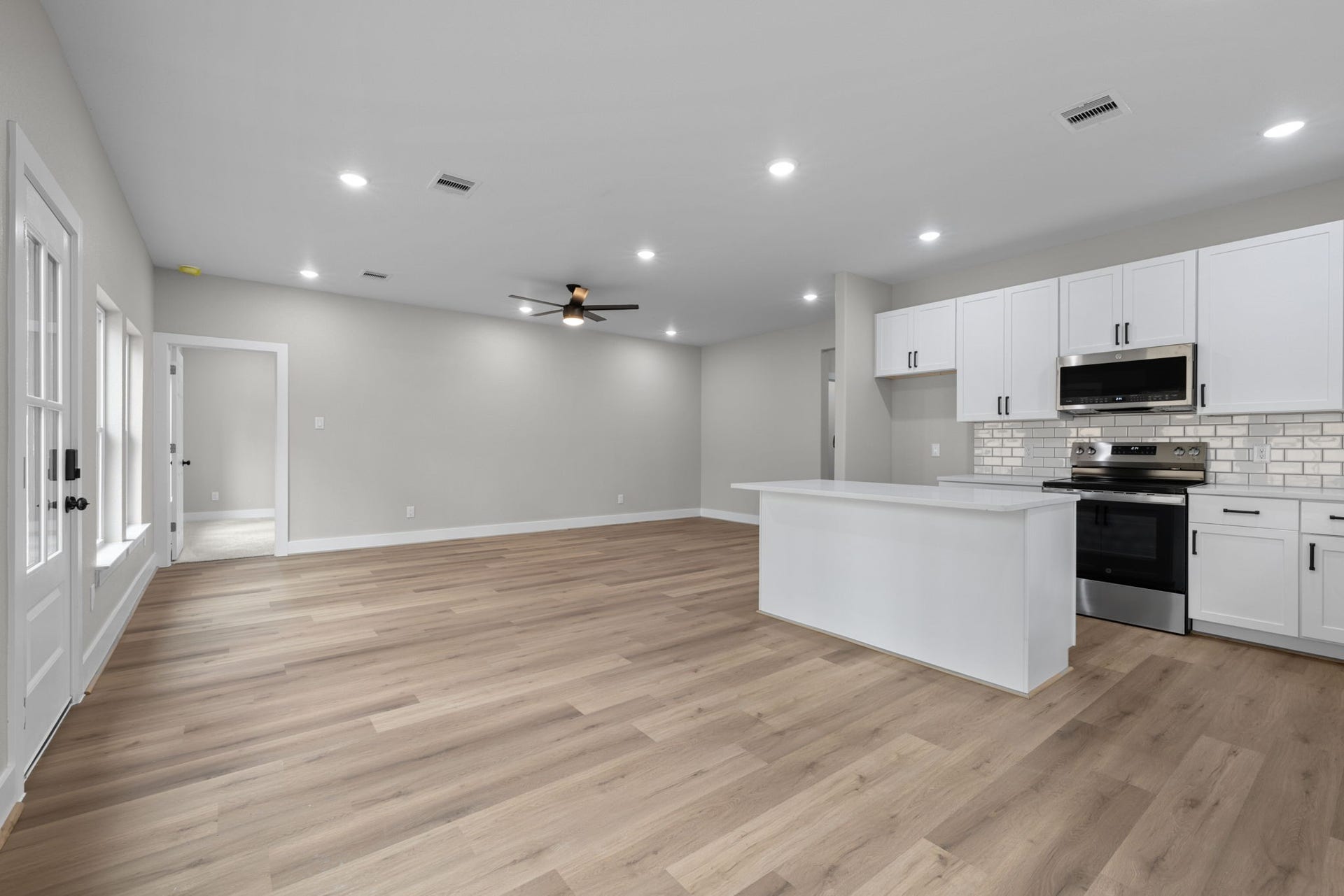 529 Mohawk Bend, Conroe, TX 77316 529 Mohawk Bend, Conroe, TX 77316
