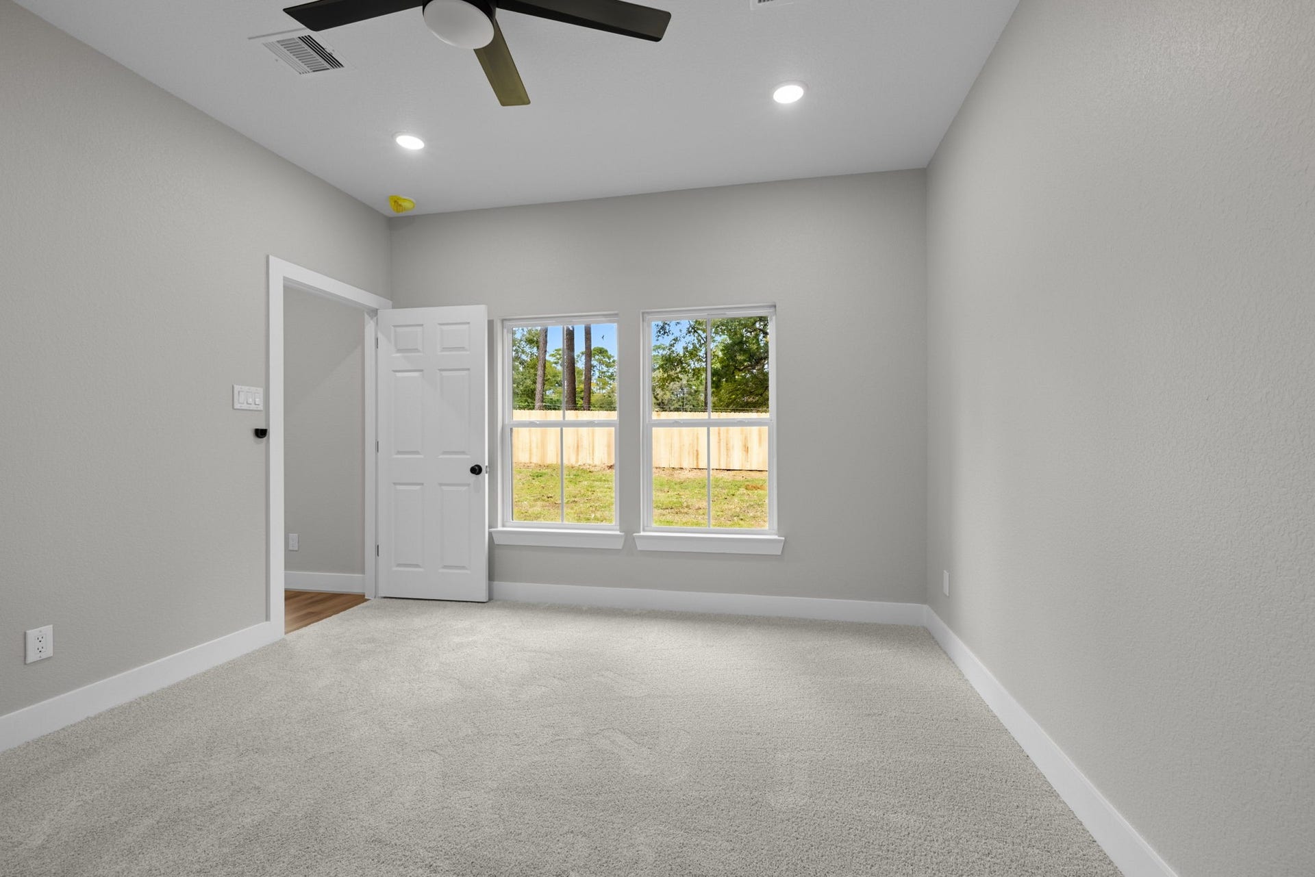 529 Mohawk Bend, Conroe, TX 77316 Primary Bedroom