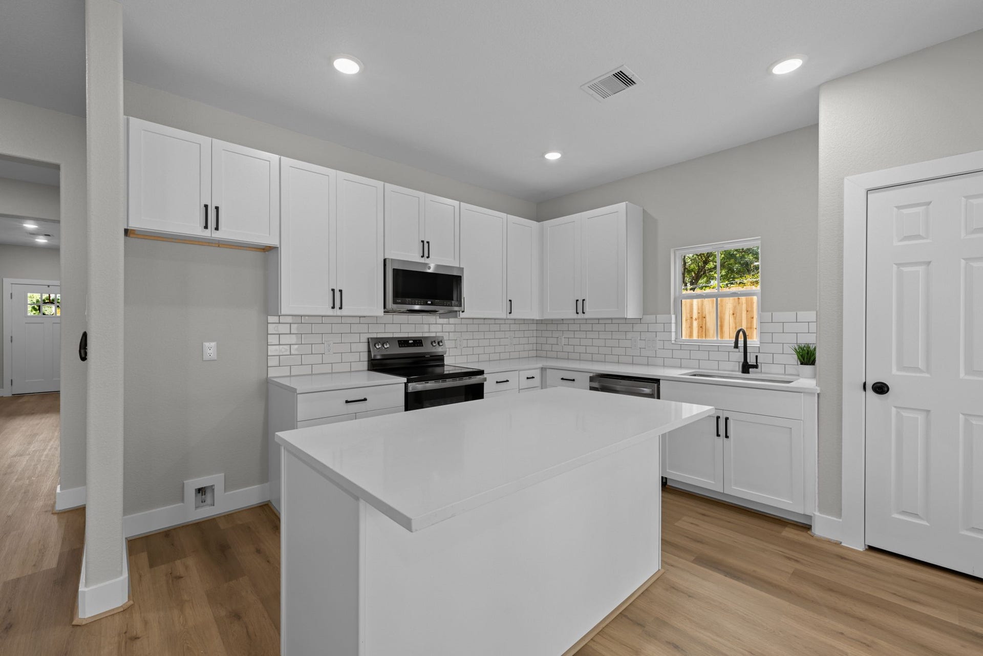 529 Mohawk Bend, Conroe, TX 77316 529 Mohawk Bend, Conroe, TX 77316