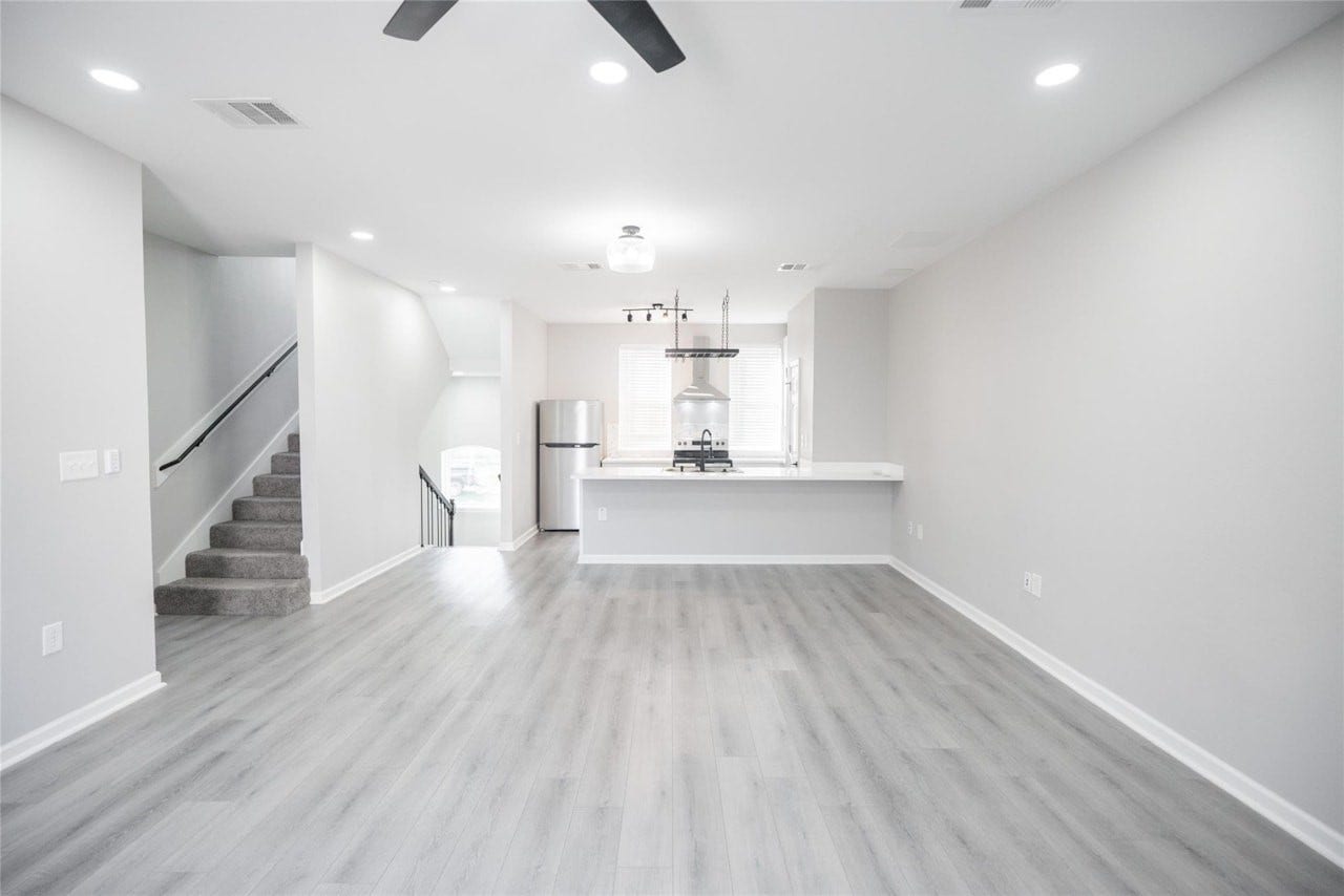 2519 Washington Street, #110, Waller, TX 77484 2519 Washington Street, #110, Waller, TX 77484