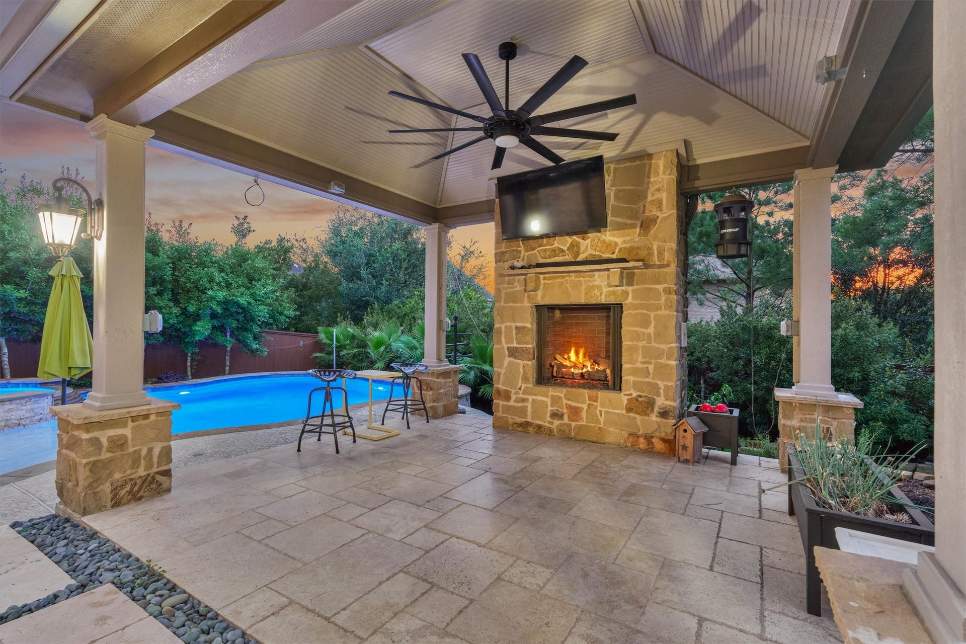 6 Canopy Green Drive, Tomball, TX 77375 6 Canopy Green Drive, Tomball, TX 77375