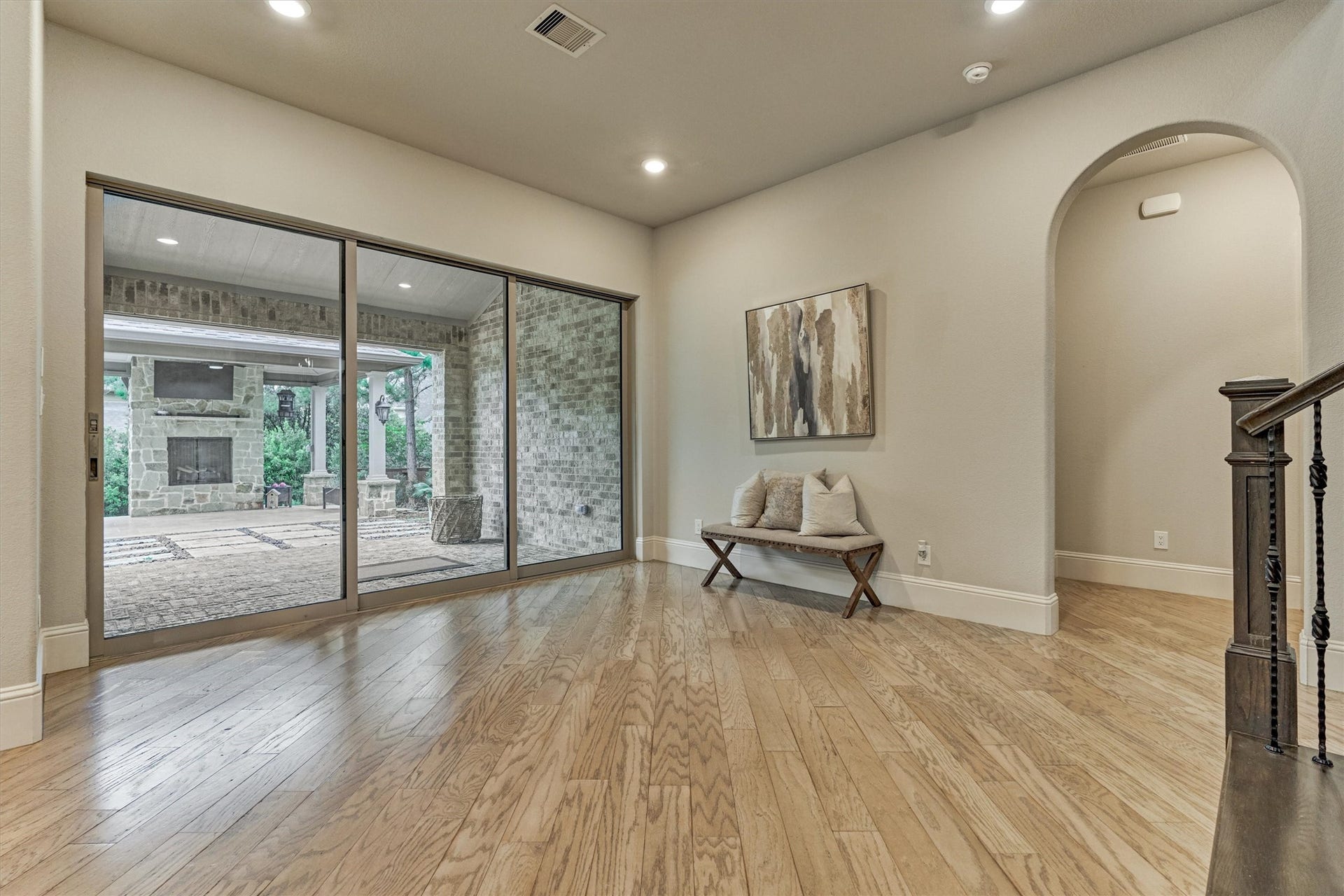 6 Canopy Green Drive, Tomball, TX 77375 fully sliding glass door for indoor/outdoor living and entertaining