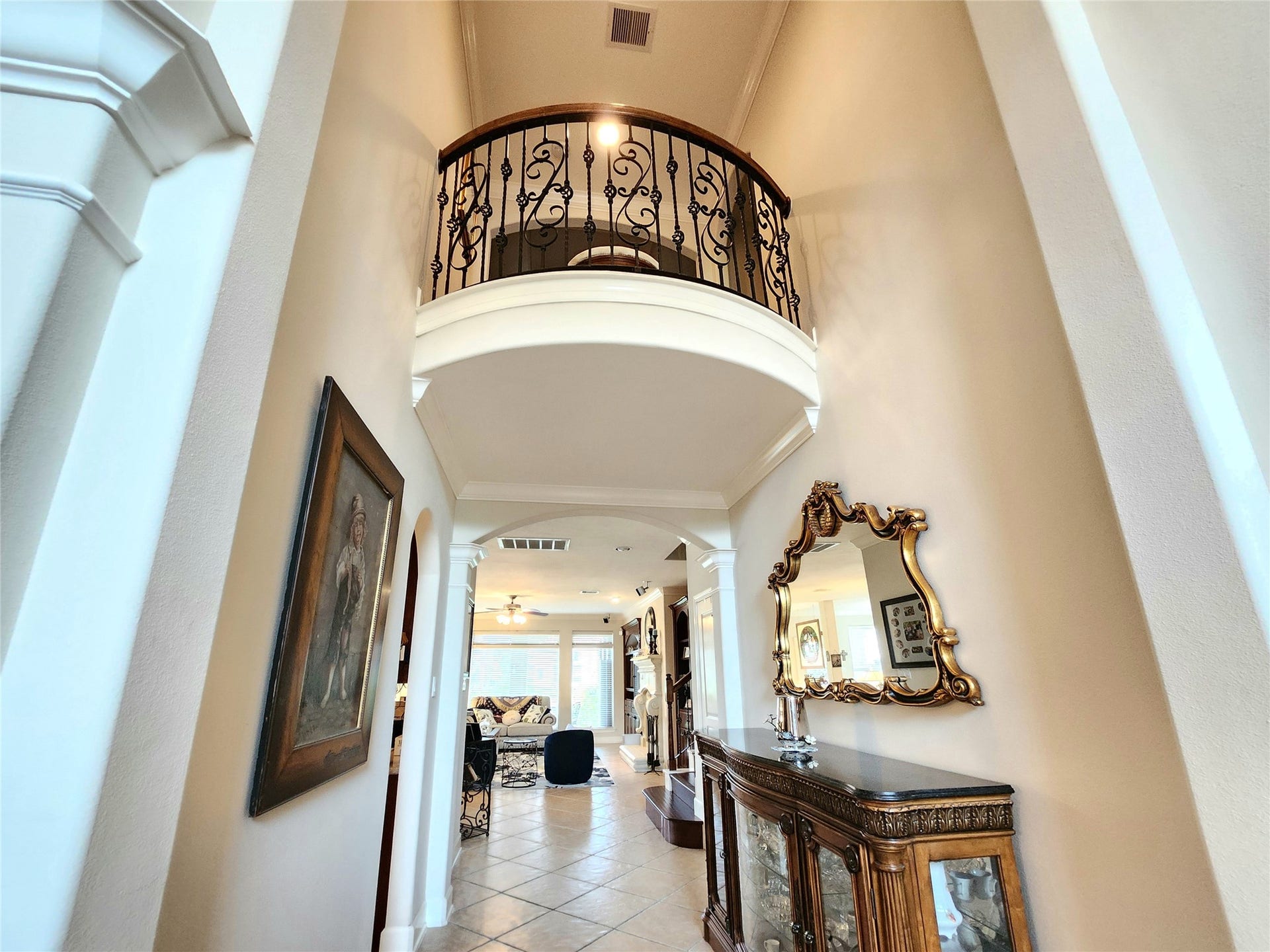 14330 Dunrobin Way, Sugar Land, TX 77498 New carpet in the 3 bedrooms up and a ginormous game room surround the balcony