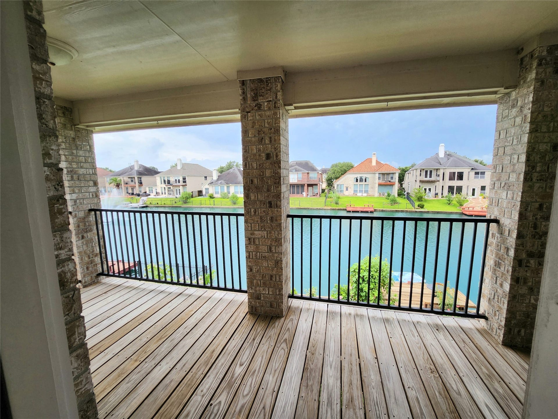 14330 Dunrobin Way, Sugar Land, TX 77498 A view from the upstairs covered patio