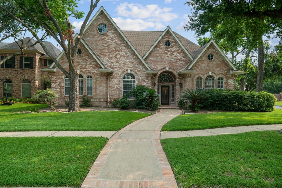 Property photo for 13702 Sandpebble Chase, Houston, TX