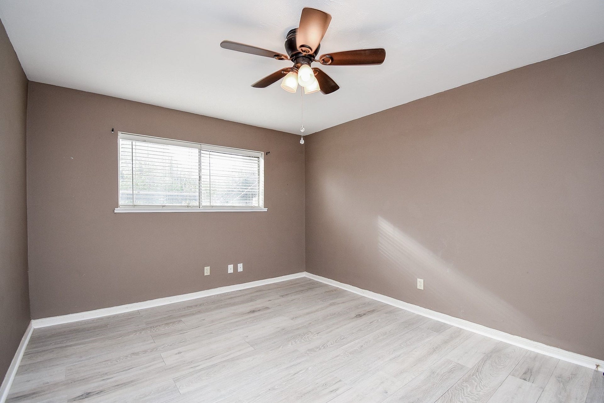 5200 Arboles Drive, #2, Houston, TX 77035 5200 Arboles Drive, #2, Houston, TX 77035