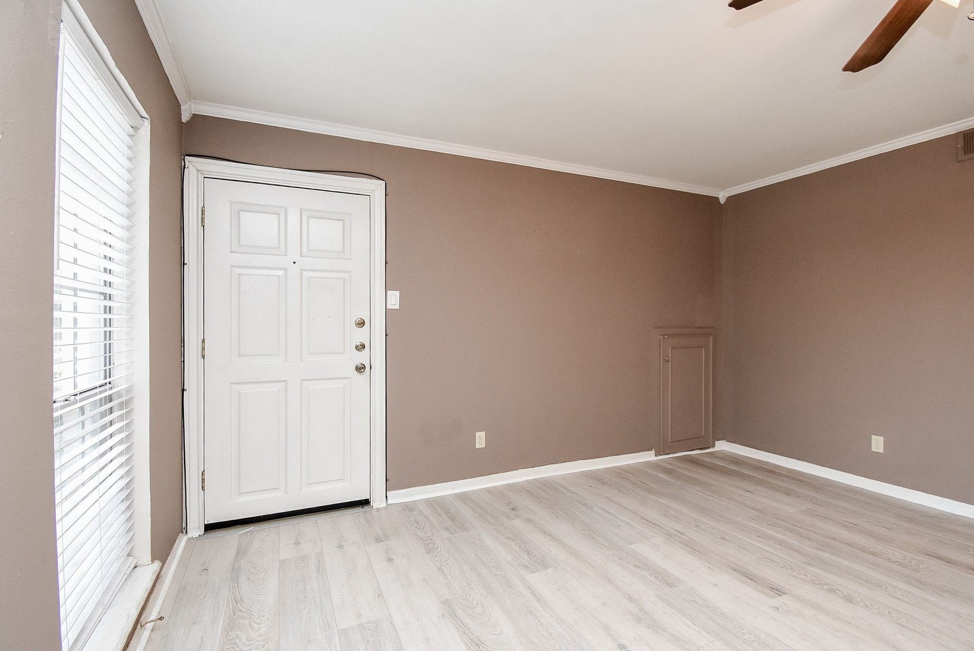 5200 Arboles Drive, #2, Houston, TX 77035 5200 Arboles Drive, #2, Houston, TX 77035