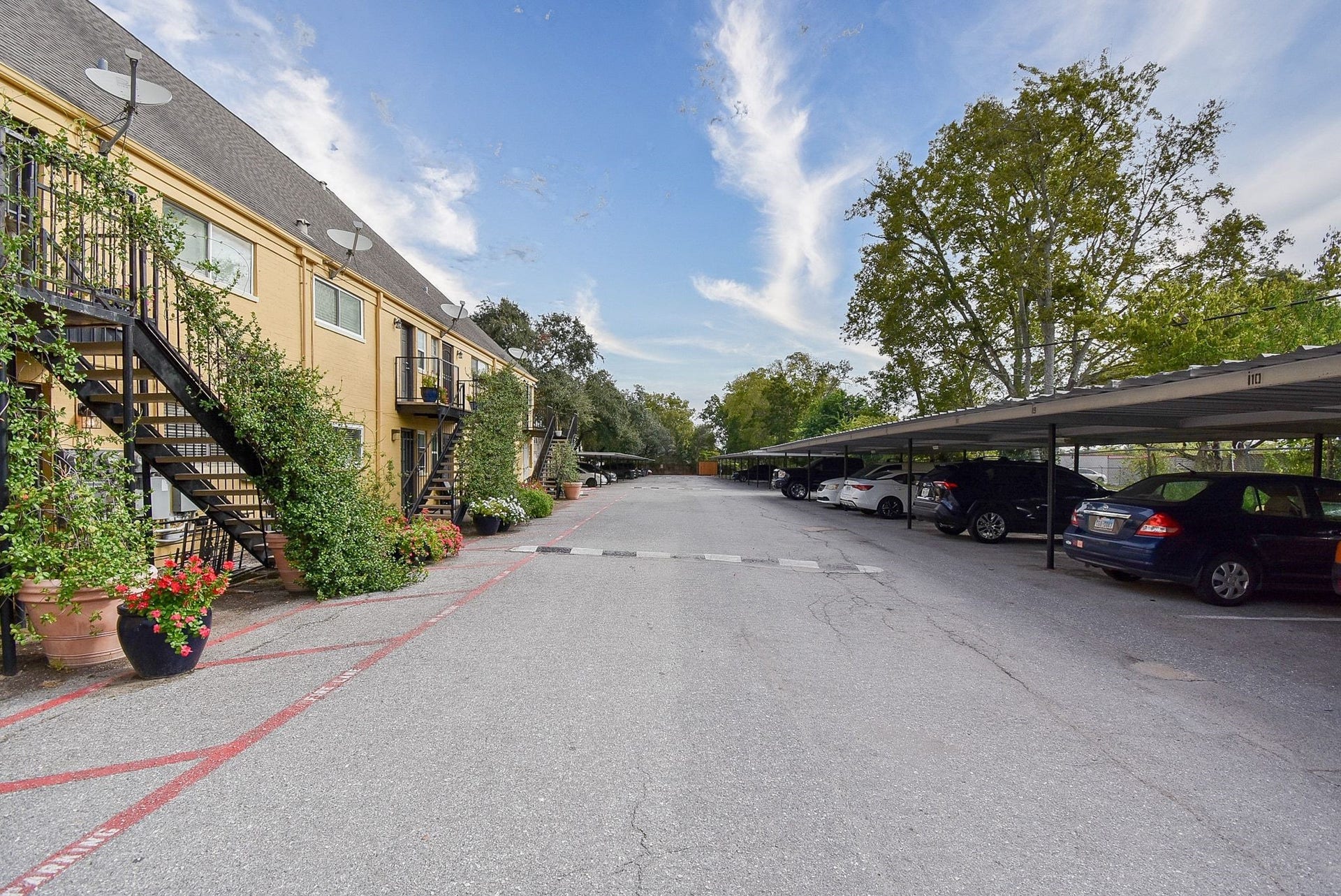5200 Arboles Drive, #2, Houston, TX 77035 5200 Arboles Drive, #2, Houston, TX 77035