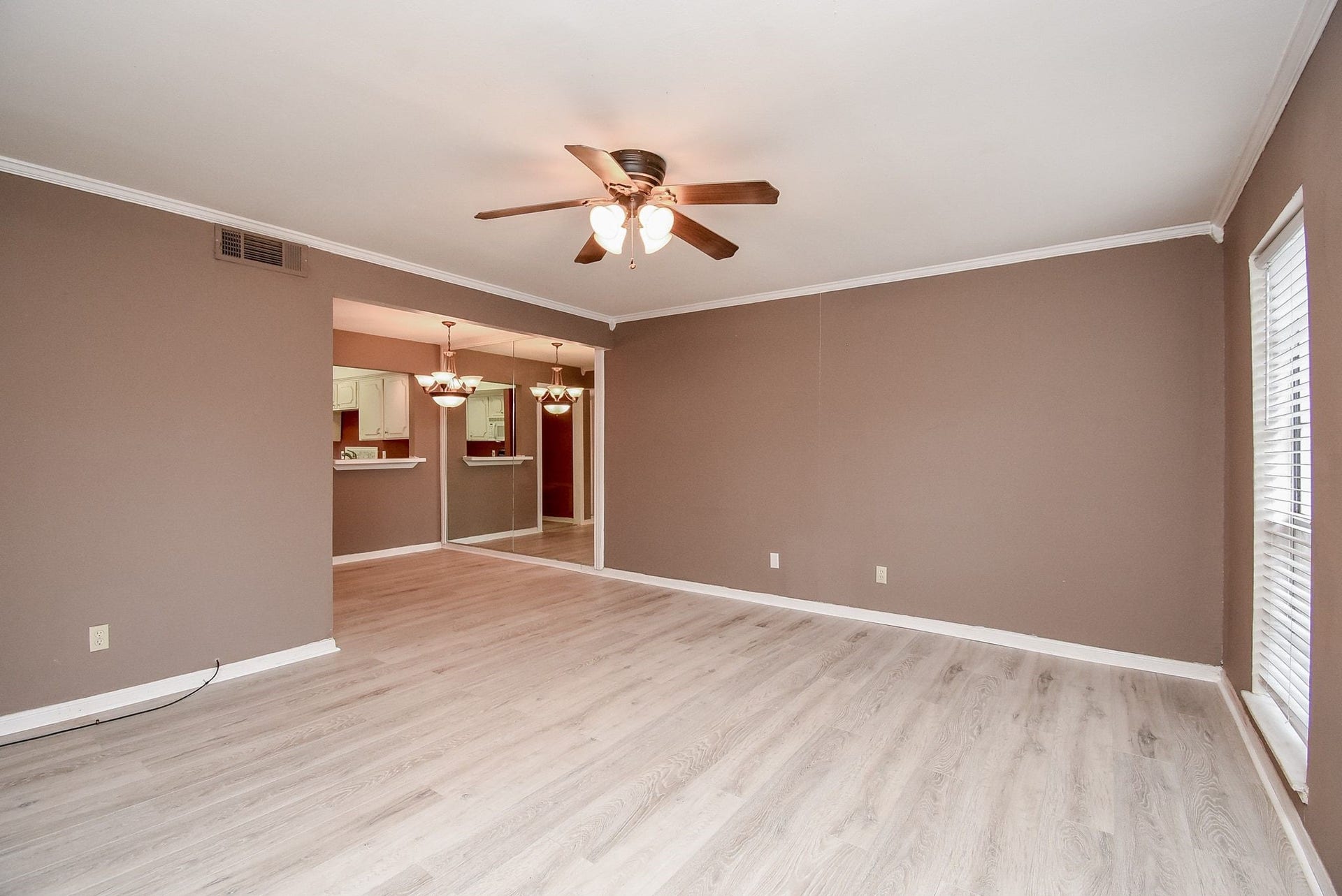 5200 Arboles Drive, #2, Houston, TX 77035 5200 Arboles Drive, #2, Houston, TX 77035