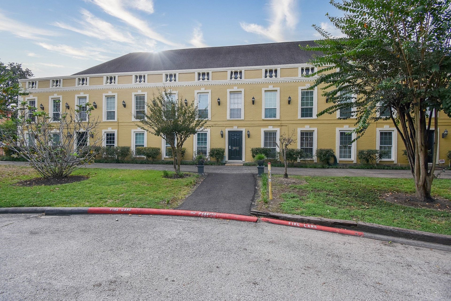 5200 Arboles Drive, #2, Houston, TX 77035 5200 Arboles Drive, #2, Houston, TX 77035