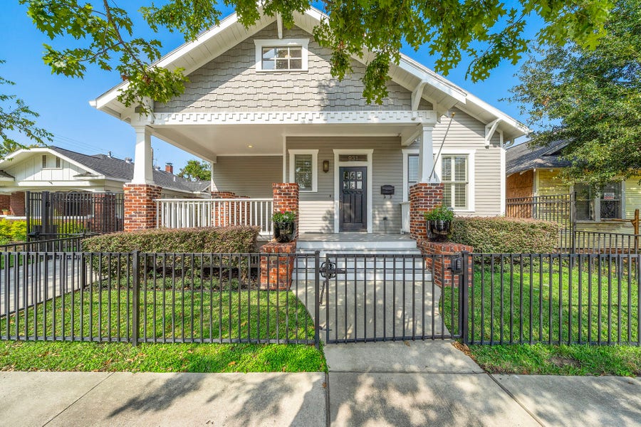 Property photo for 931 W Cottage Street, Houston, TX