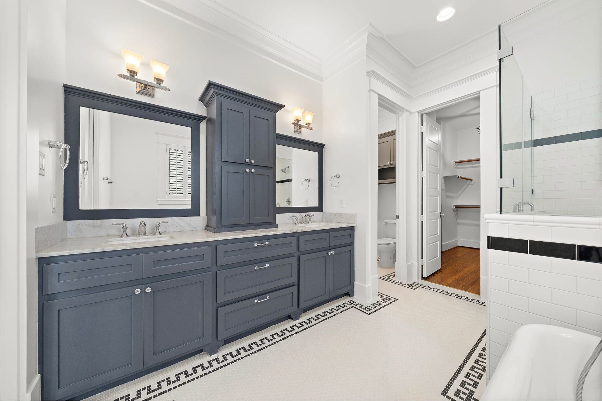 931 W Cottage Street, Houston, TX 77009 931 W Cottage Street, Houston, TX 77009