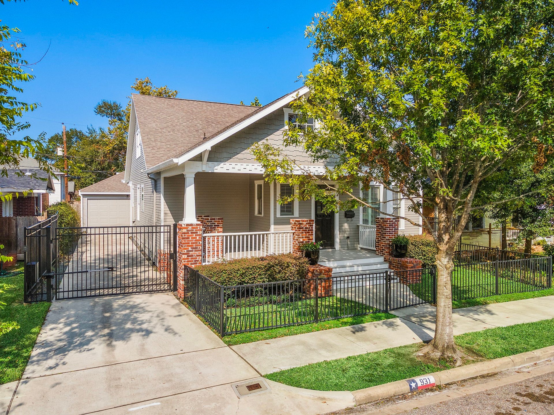 931 W Cottage Street, Houston, TX 77009 931 W Cottage Street, Houston, TX 77009
