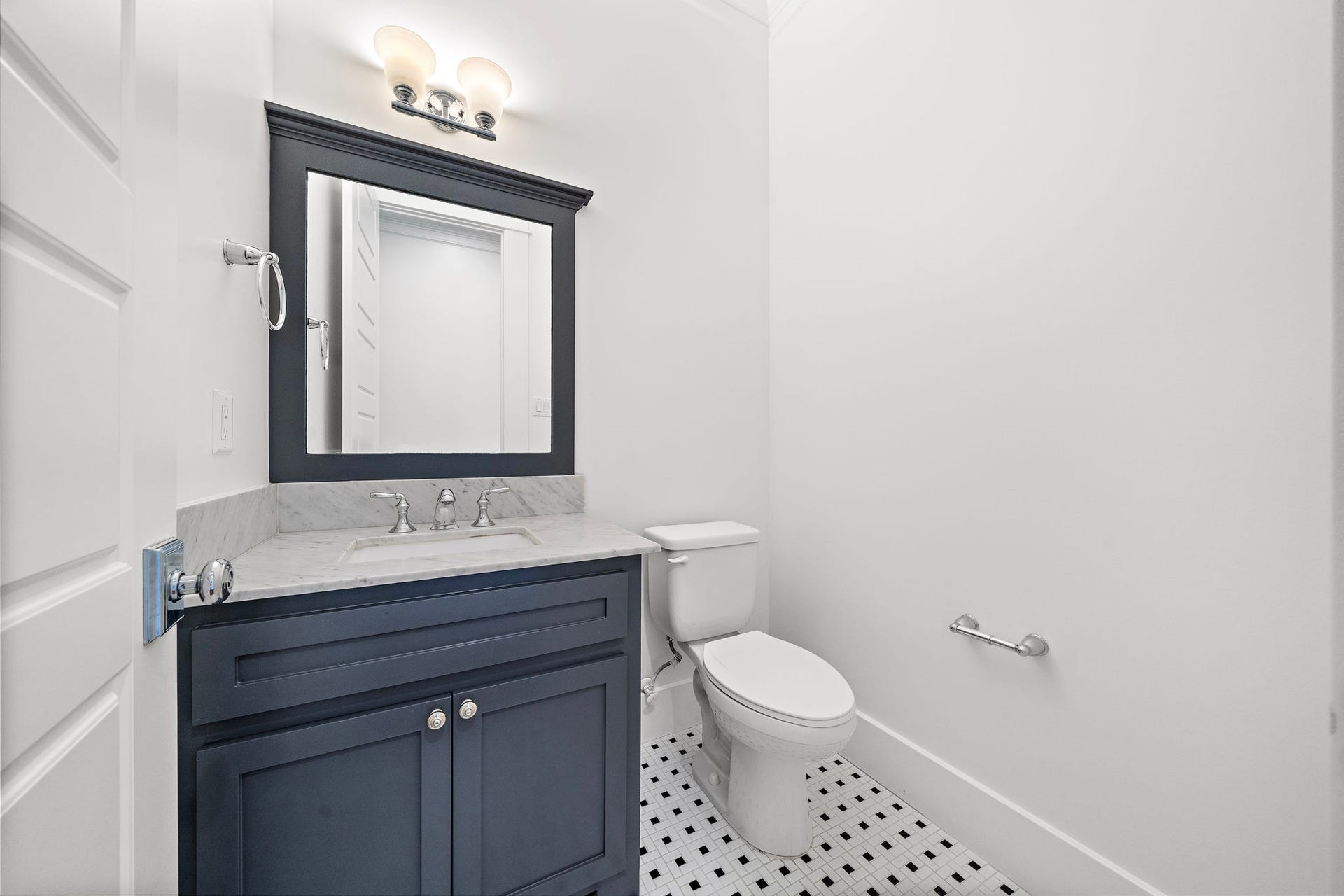 931 W Cottage Street, Houston, TX 77009 931 W Cottage Street, Houston, TX 77009