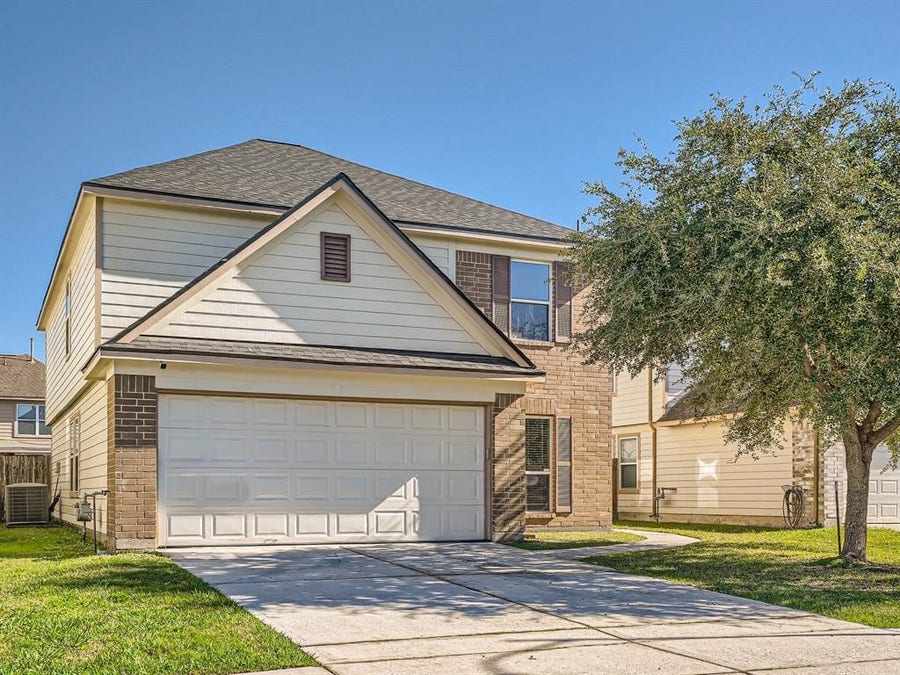 Property photo for 11010 Walkup Way, Houston, TX
