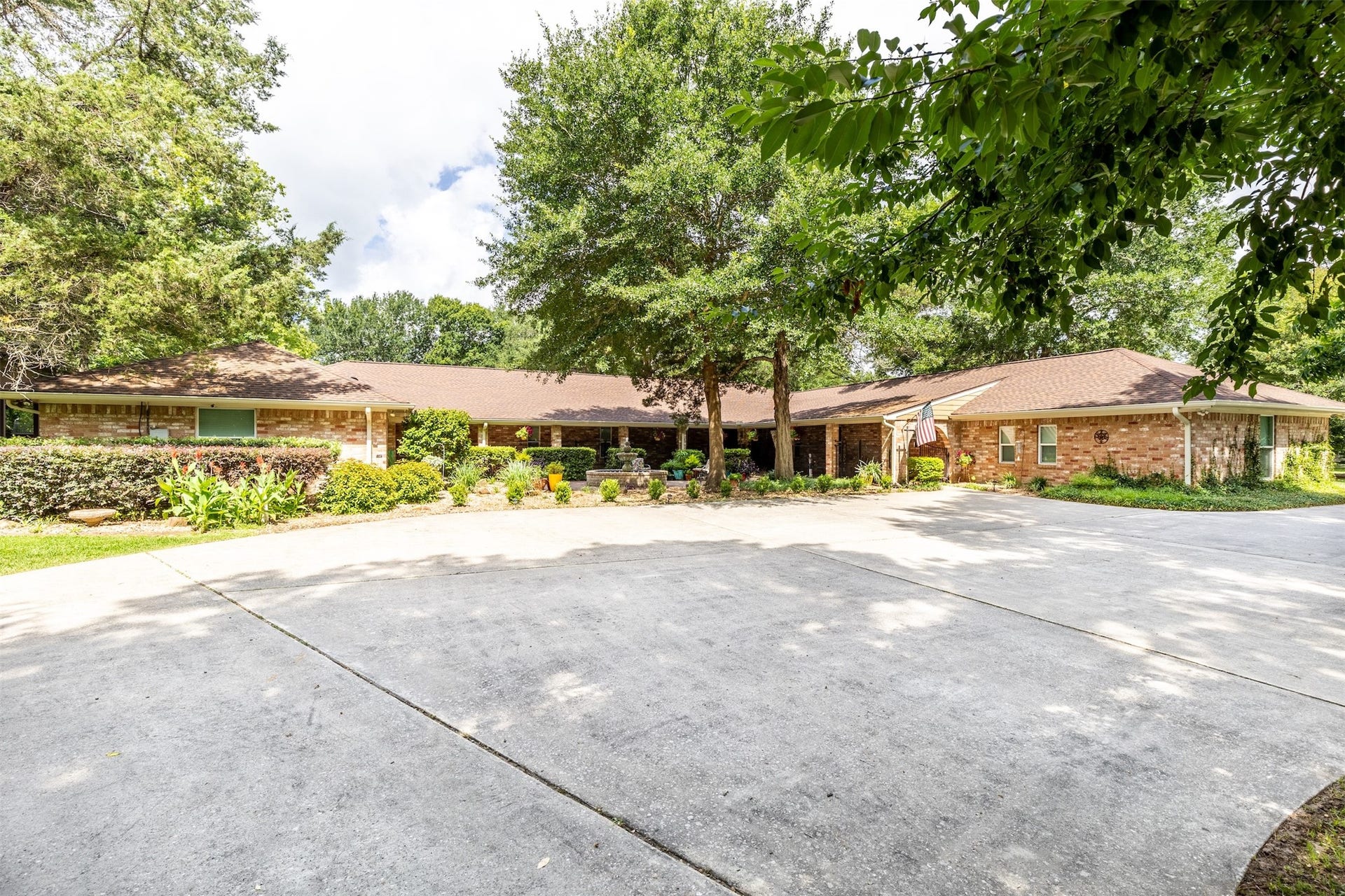 18926 Wildrose Lane, Tomball, TX 77377 18926 Wildrose Lane, Tomball, TX 77377
