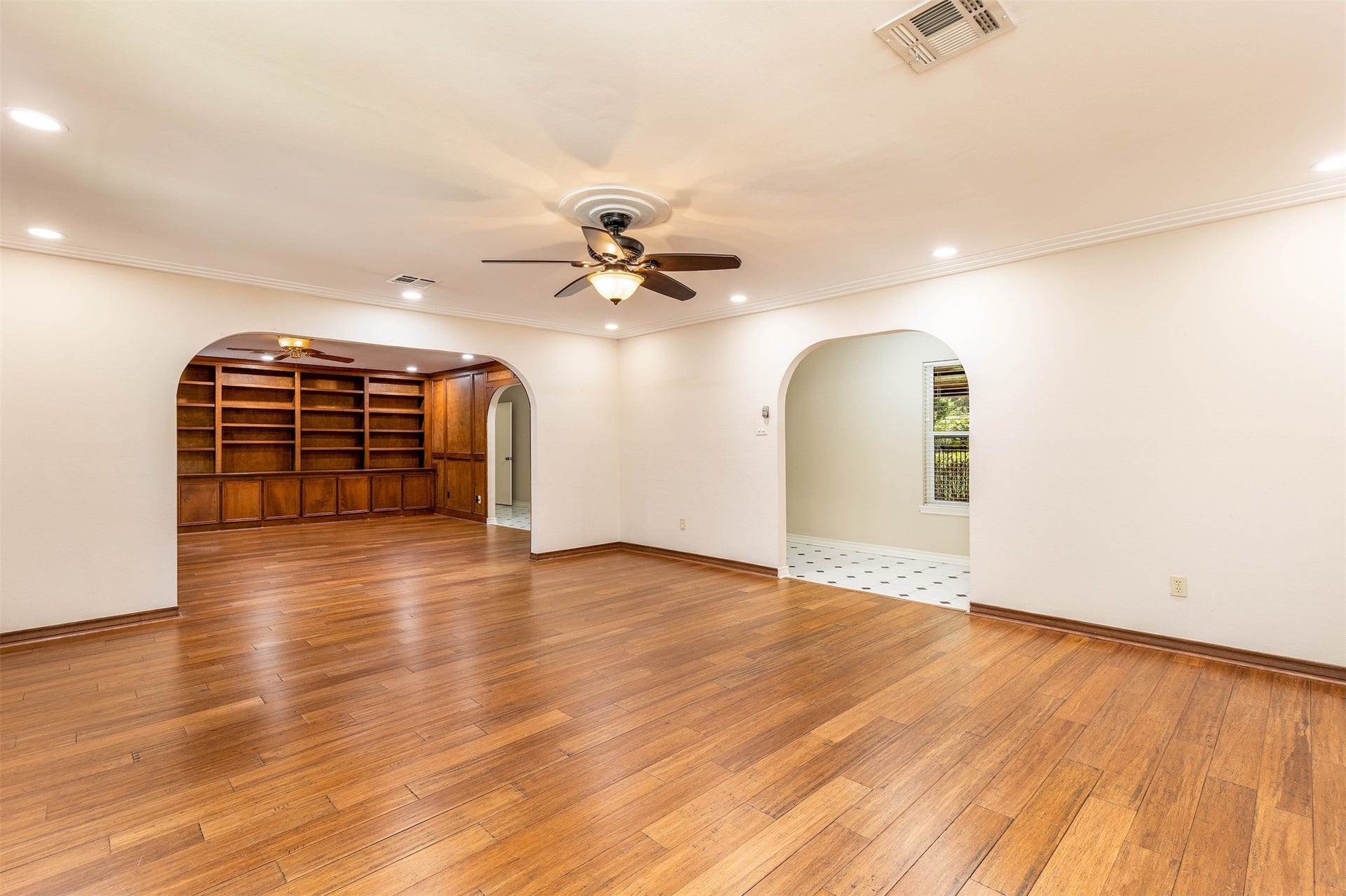 18926 Wildrose Lane, Tomball, TX 77377 18926 Wildrose Lane, Tomball, TX 77377