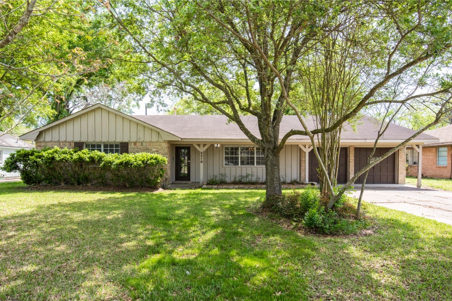 Property photo for 5319 Willowbend Boulevard, Houston, TX
