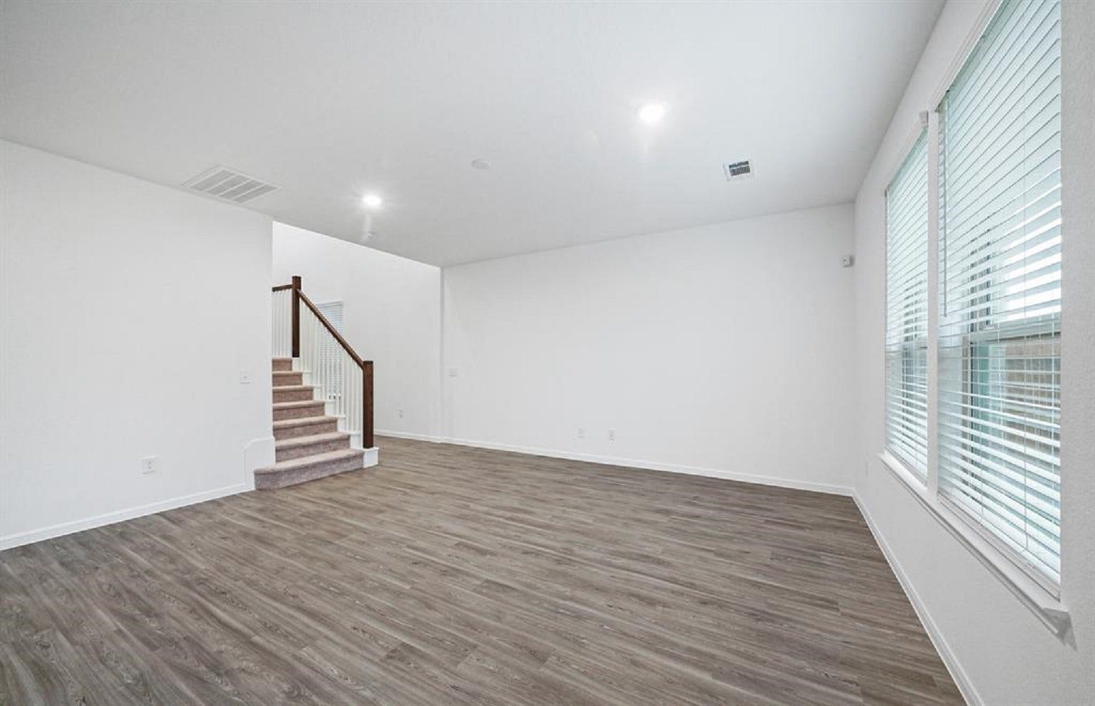 1020 Laguna Cove Drive, Katy, TX 77493