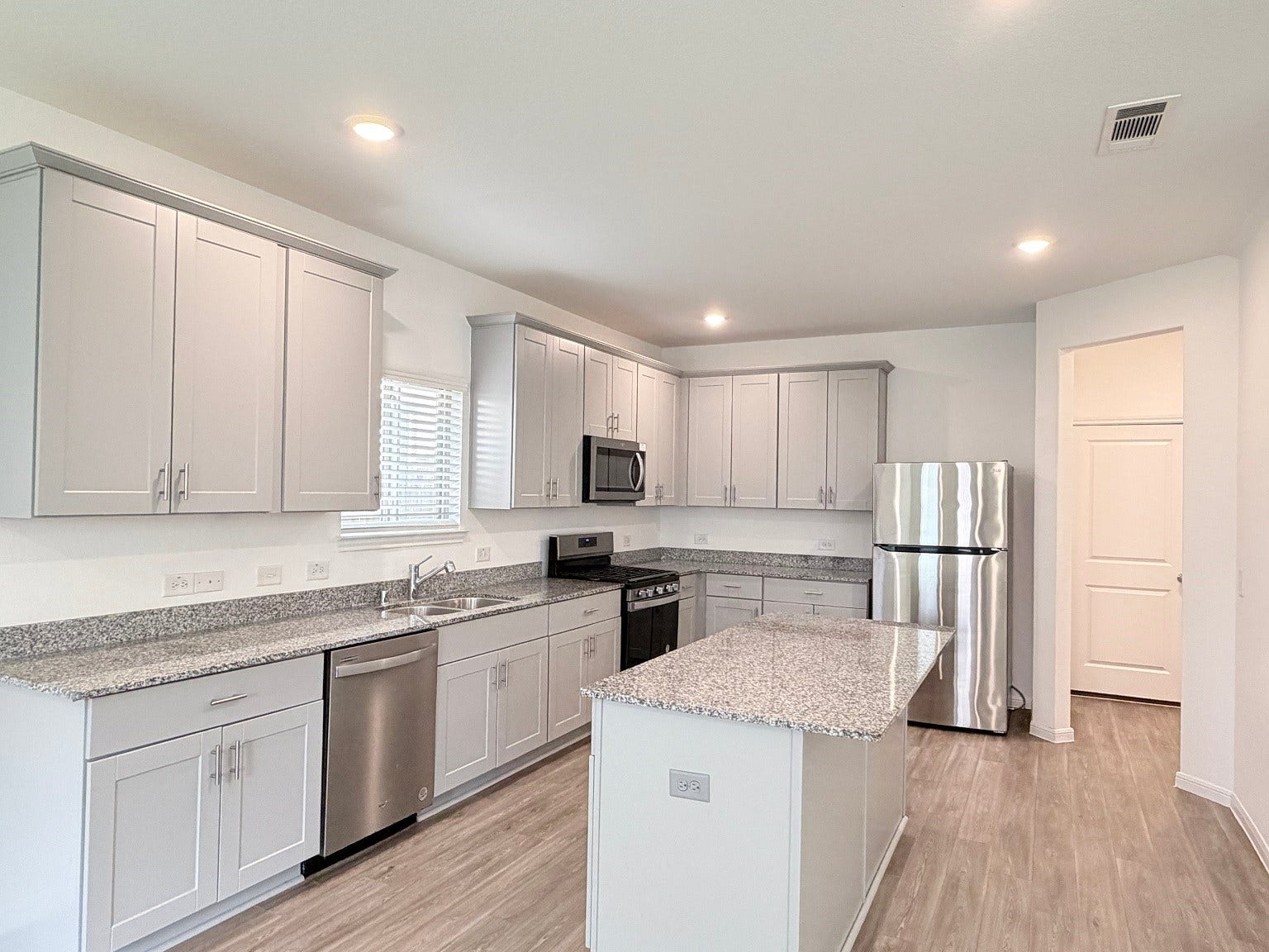 1020 Laguna Cove Drive, Katy, TX 77493