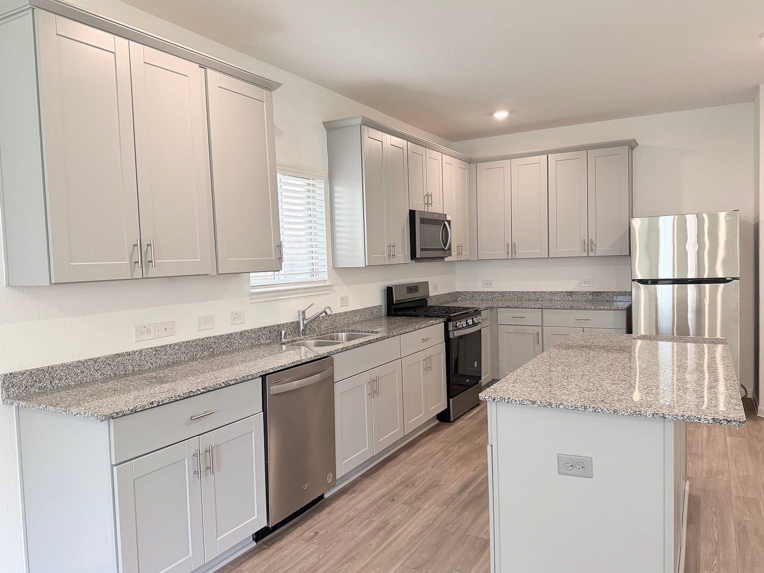 1020 Laguna Cove Drive, Katy, TX 77493
